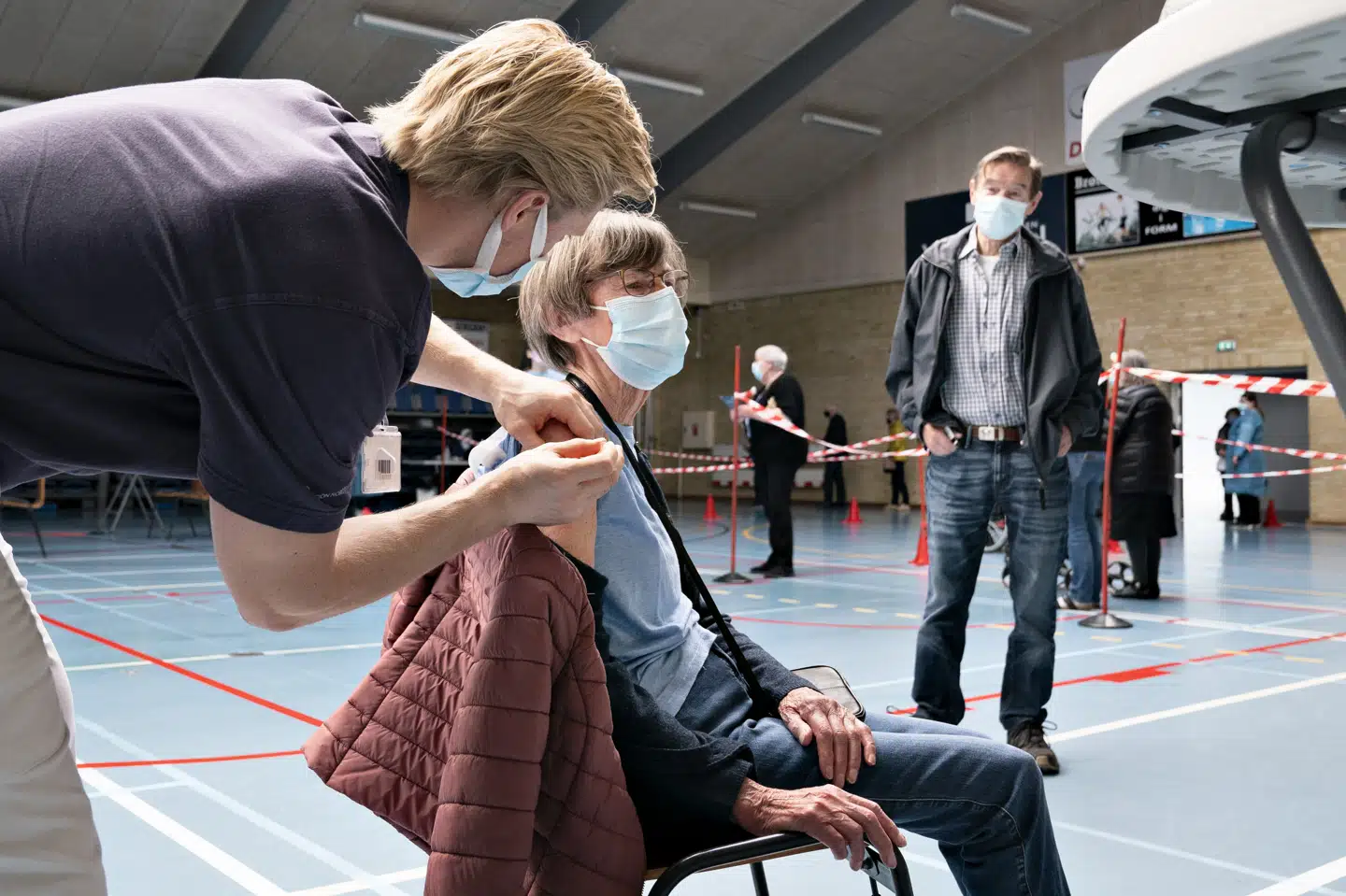 Få blev smittet med coronavirus, efter at have fået begge stik, viser nye tal fra Statens Serum Institut. (Arkivfoto)