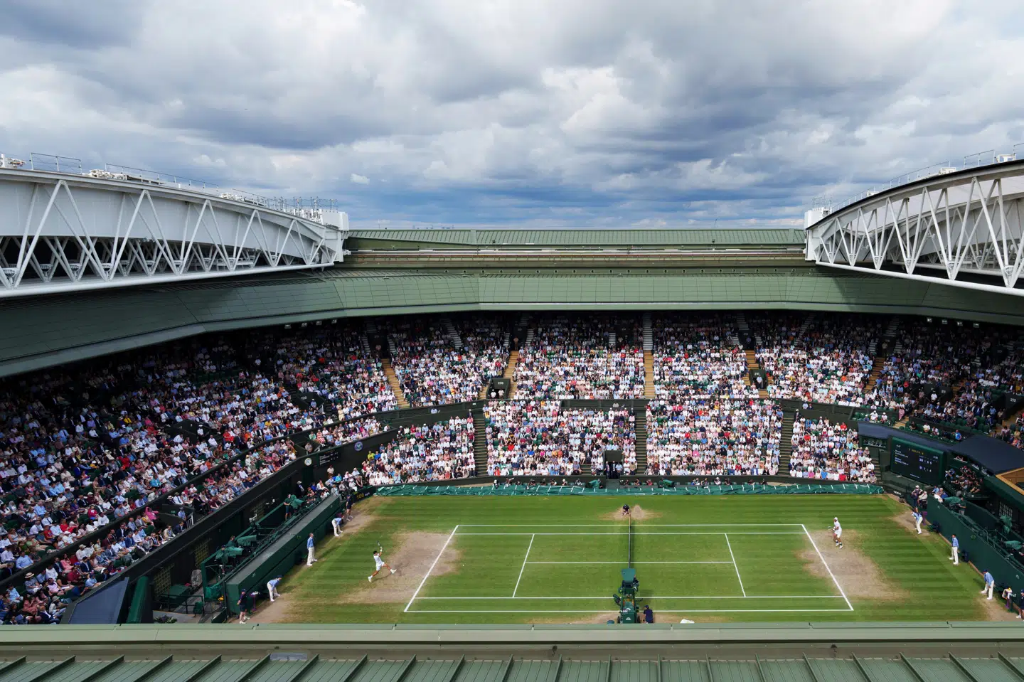 Wimbledon sluttede i søndags, men to kampe bliver nu undersøgt på grund af mistænkelige bettingmønstre. Pool/Reuters