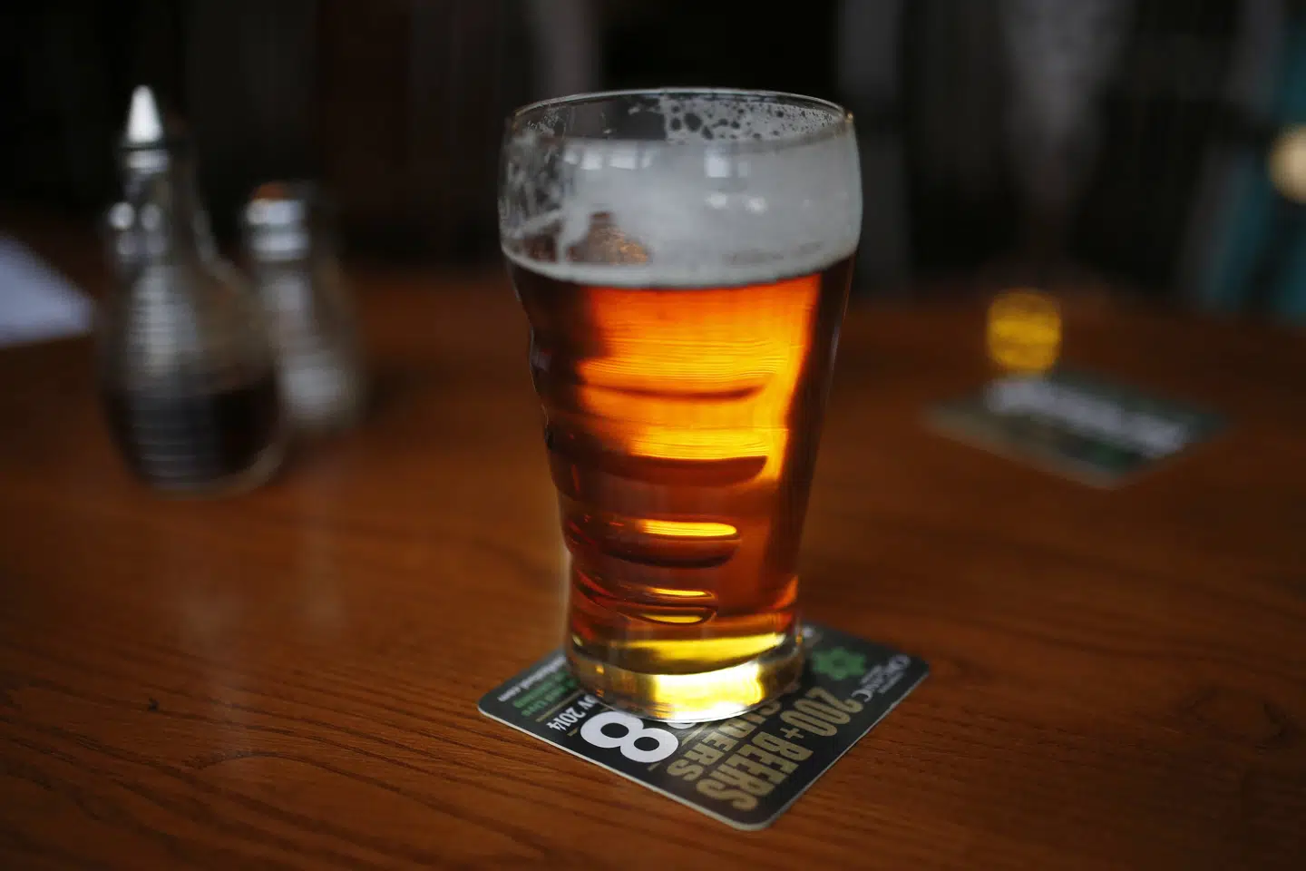 I 2020 tegnede mænd sig for mere end tre fjerdedele af de anslåede globale kræfttilfælde, som hovedsageligt var forbundet med risikabelt eller omfattende alkoholindtag. (Arkivfoto) Phil Noble/Reuters