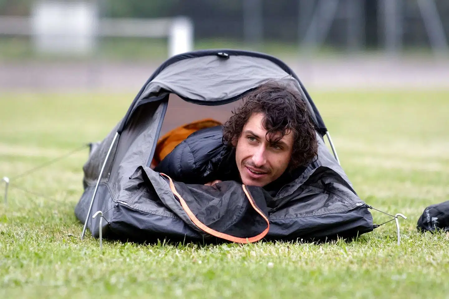 Lachlan Morton har sovet i dette telt under sin tur.