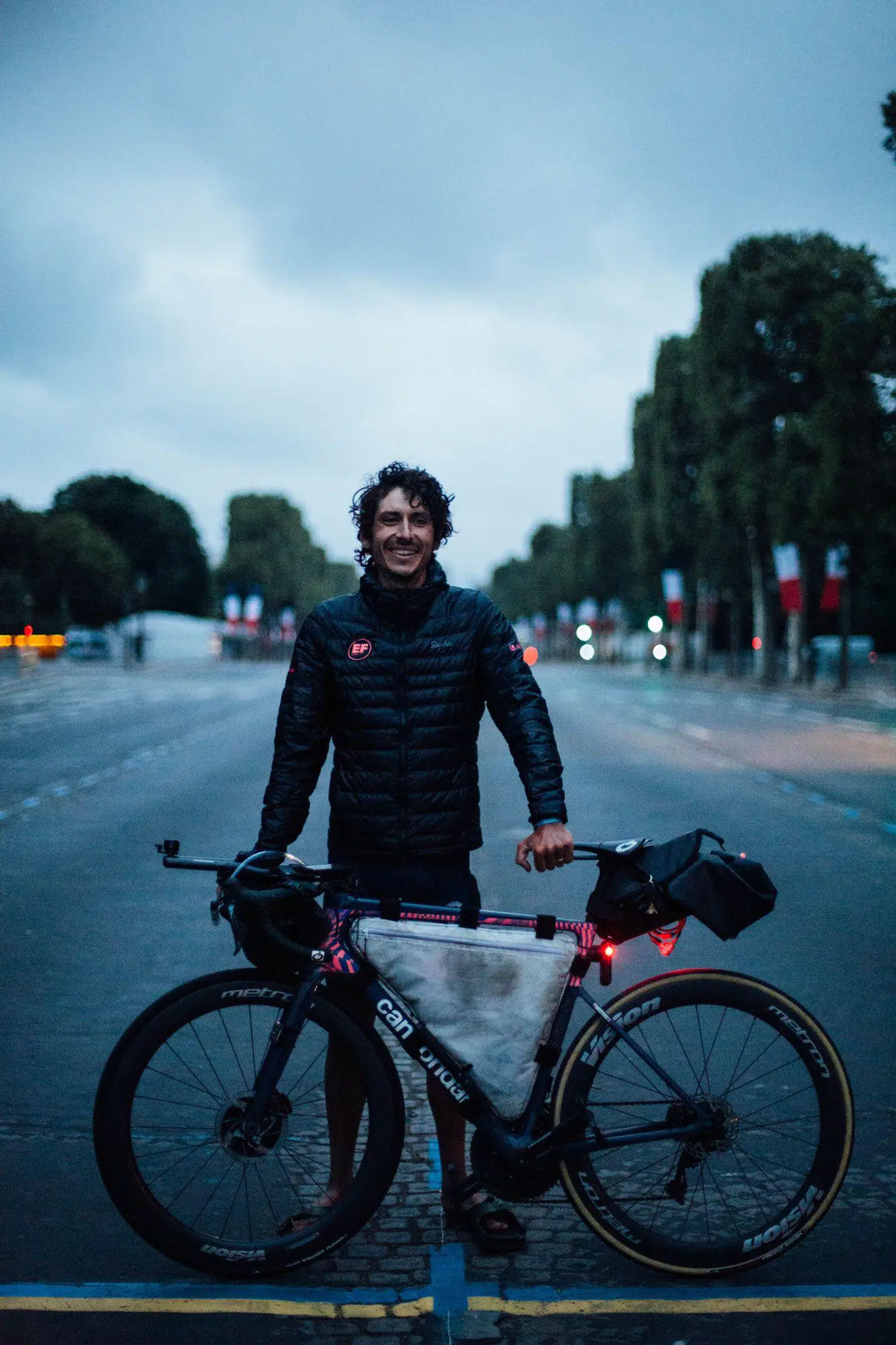 Lachlan Morton lykkedes med sin vilde mission.