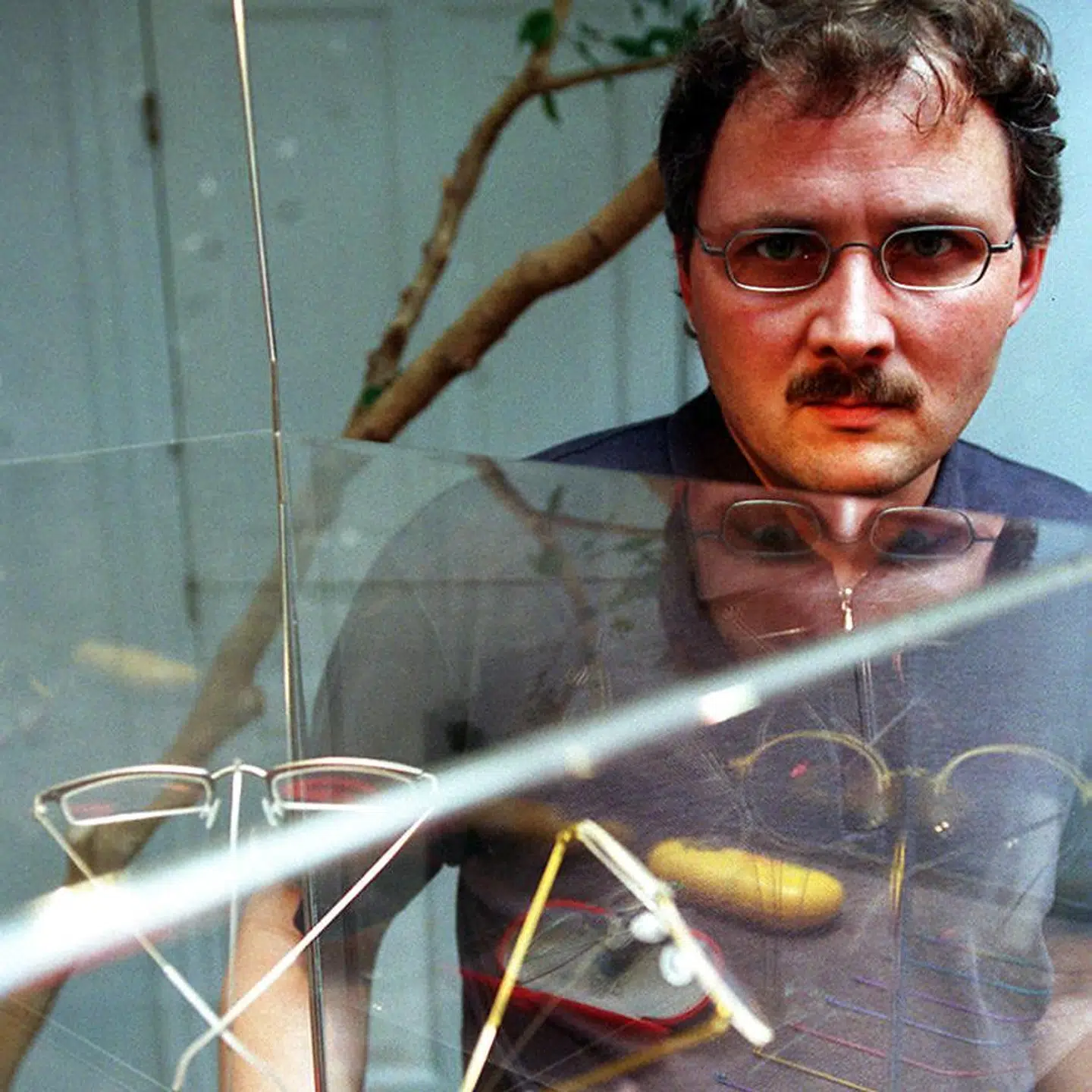 Henrik Lindberg i sine yngre dage, hvor han fik fart under familiens brillevirksomhed Lindberg.