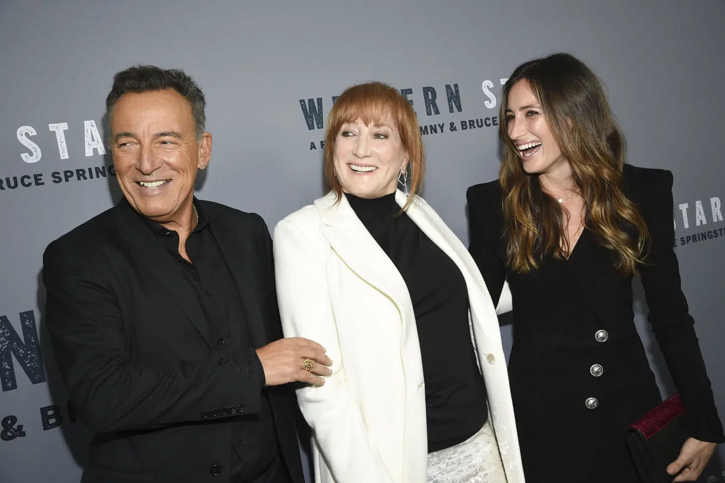 Jessica Springsteen (th.) er datter af rockmusikeren Bruce Springsteen (tv.).