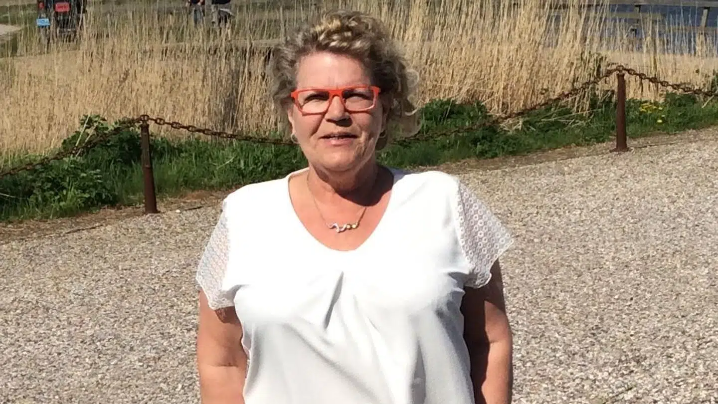 Kirsten Jensen bor alene i det grå hus i Kærum