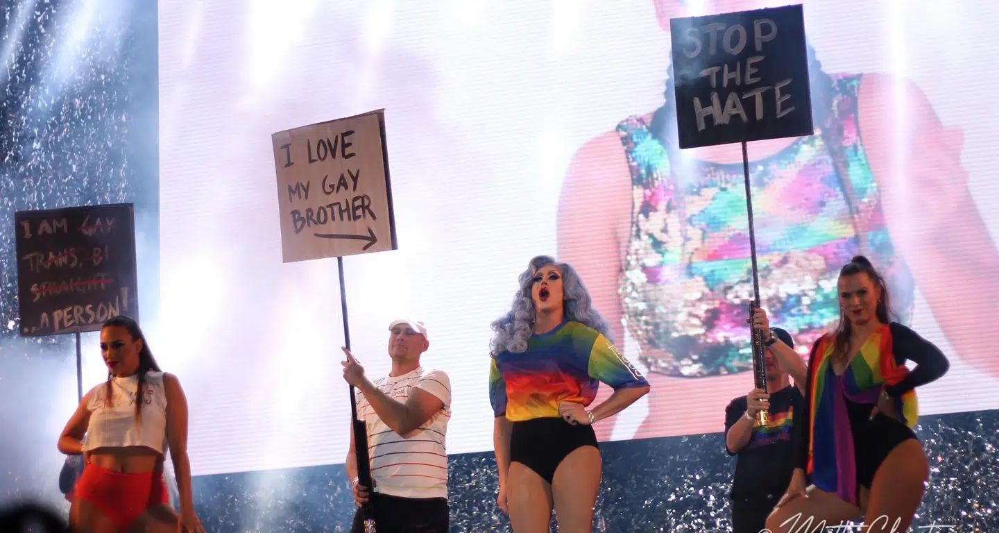 Di Di Cancerella arbejder som skuespiller, og så er hun drag queen.