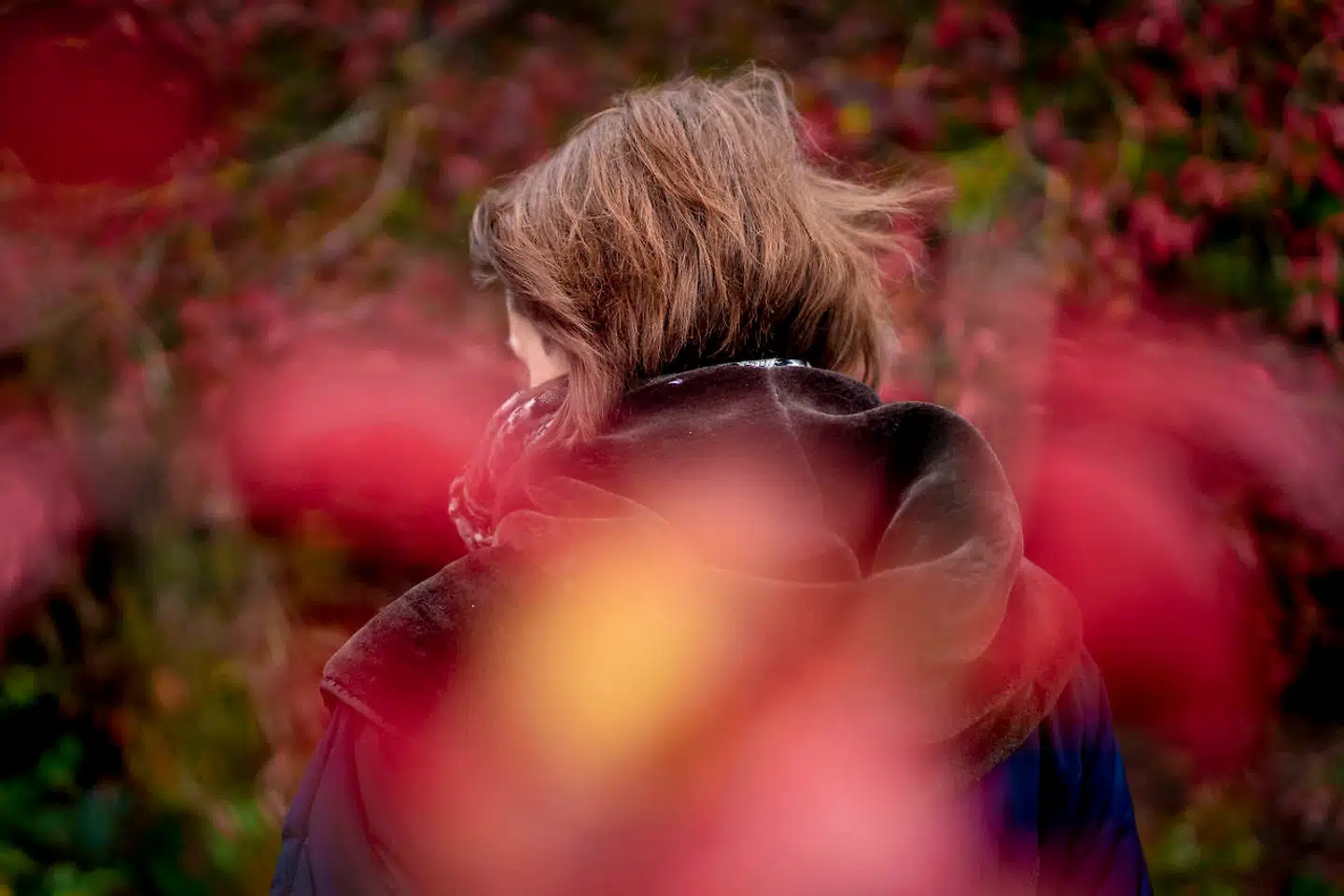 Marie troede, at hun skulle tale om sin karriere med folketingsmedlem Naser Khader, da hun i 2014 besøgte ham i hans lejlighed. I stedet blottede han sig for hende og ville have sit lem masseret, fortæller hun.