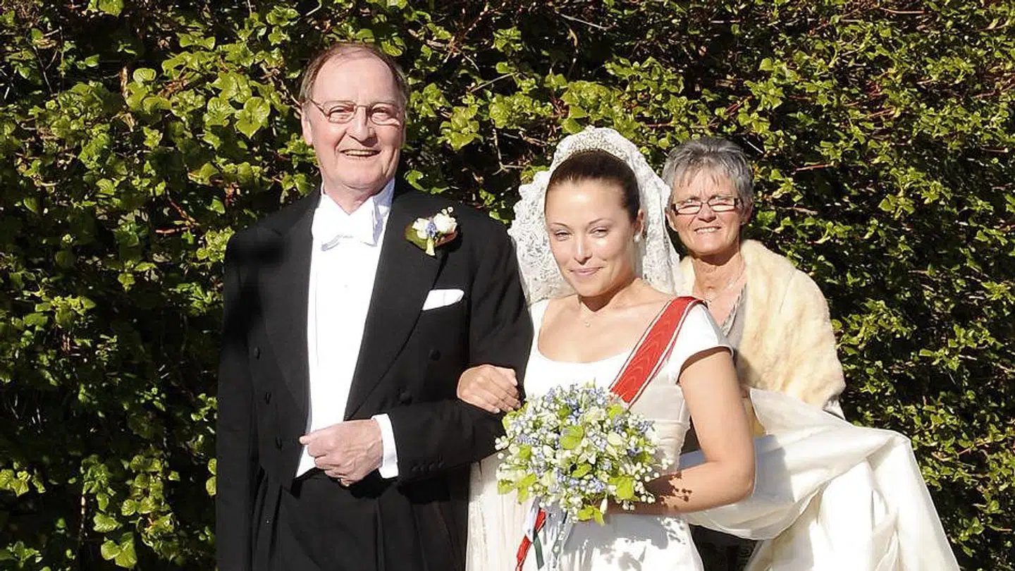 Louis Iuel Albinus har de seneste år drevet slottet med sin mand, og det var endelig lykkedes dem at mindske overskuddet.