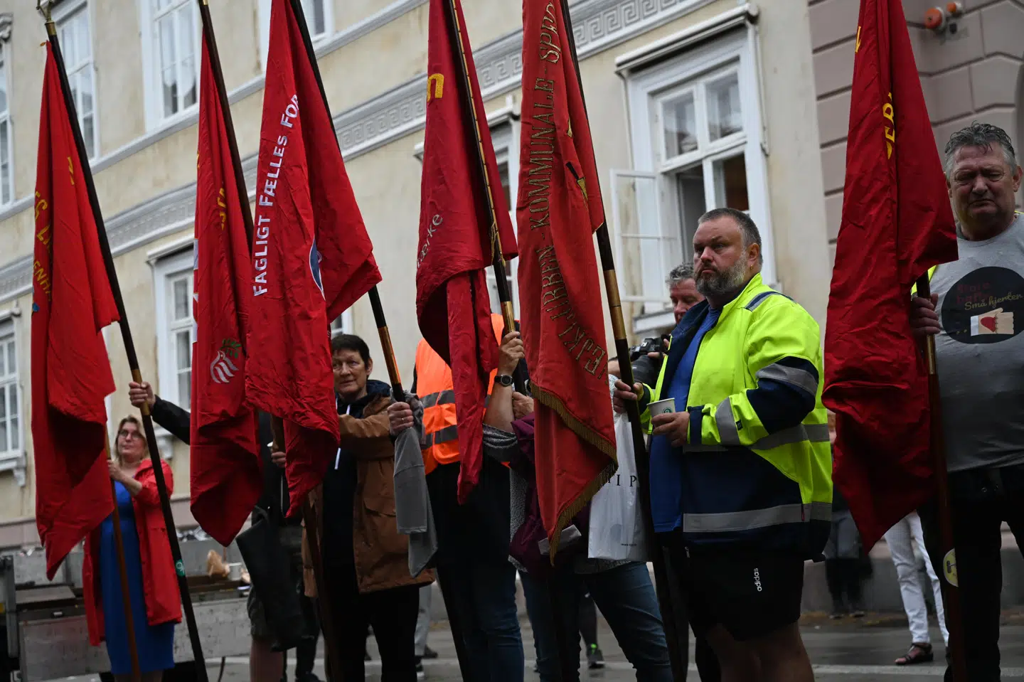 Fagforbundet 3F demonstrerer foran Arbejdsretten forud for starten på retssagen mellem 3F og Jensens Bøfhus, i København fredag 2. juli 2021. Philip Davali/Ritzau Scanpix