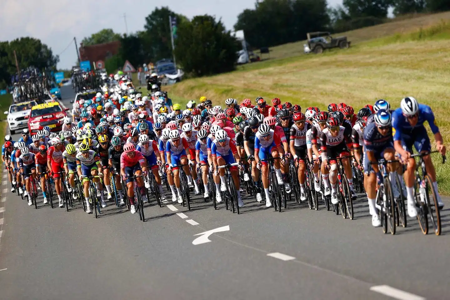 Den bestialske jagt på udbruddet sidst på etapen gik stærkt - rigtig stærkt.