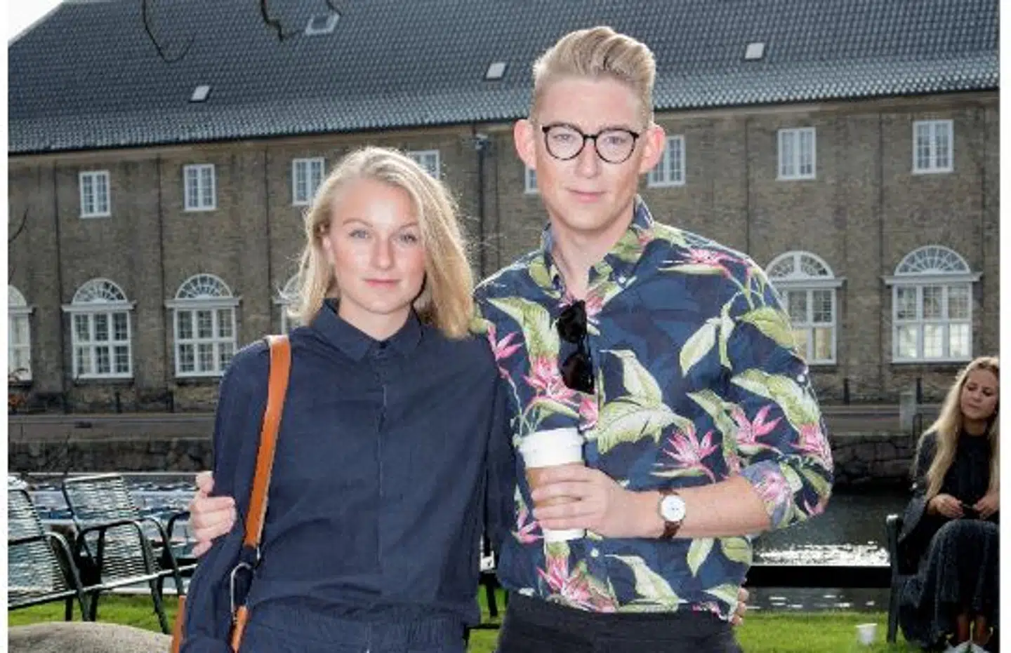 I seks år var Emil Thorup kæreste med den 14 år yngre Klara Nygaard. Men for et par måneder siden gik de fra hinanden.