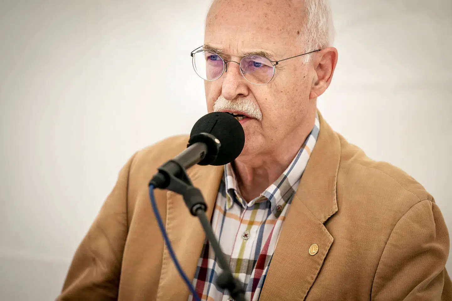 Frits Ahlstrøm under åbning af udstillingen "Celebration EURO 2020", der beskriver historien om EM igennem mere end 60 år, Københavns Rådhus torsdag den 10. juni 2021. (Foto: Mads Claus Rasmussen/Ritzau Scanpix)