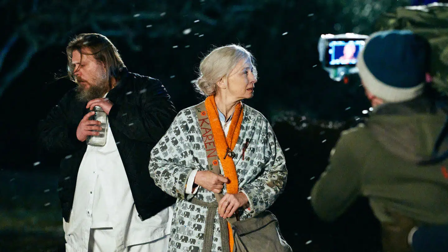 Bodil Jørgensen spiller Karen i sidste sæson af Lars von Triers 'Riget', som har fået titlen 'Riget Exodus'. Her ses hun med Nicolas Bro, som spiller portøren Balder.