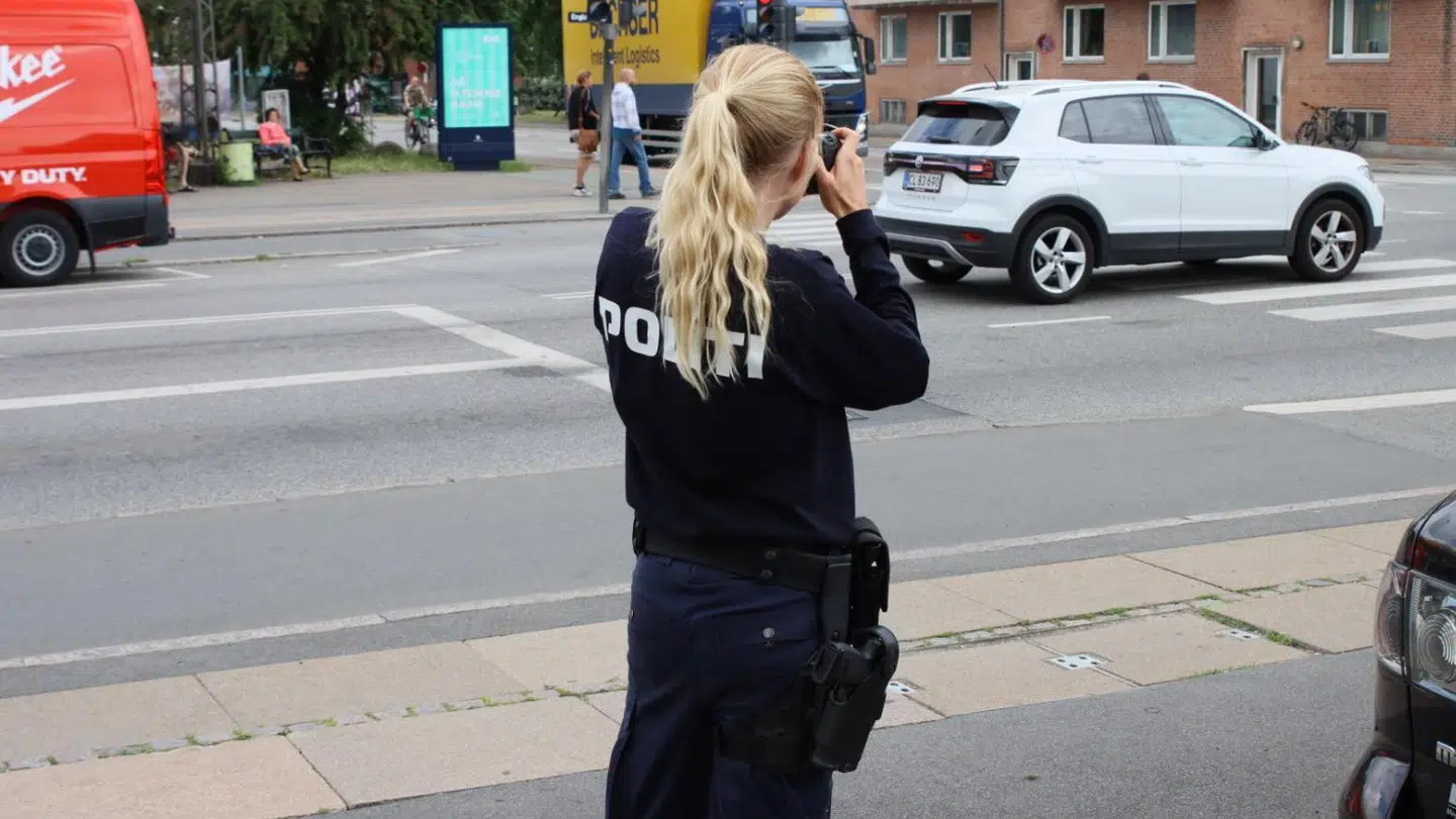 Politiet arbejdede på at klarlægge de nærmere omstændigheder omkring ulykken.
