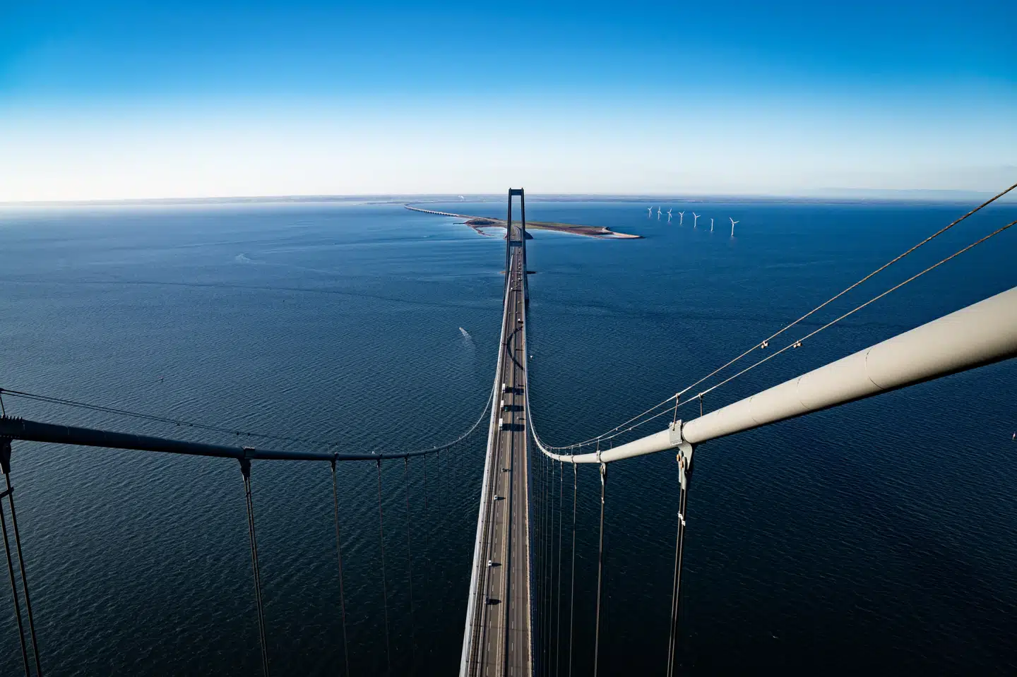Tour de France-feltet skal køre over Storebæltsbroen på 2. etape af det franske cykelløb næste år. (Arkivfoto) Emil Helms/Ritzau Scanpix