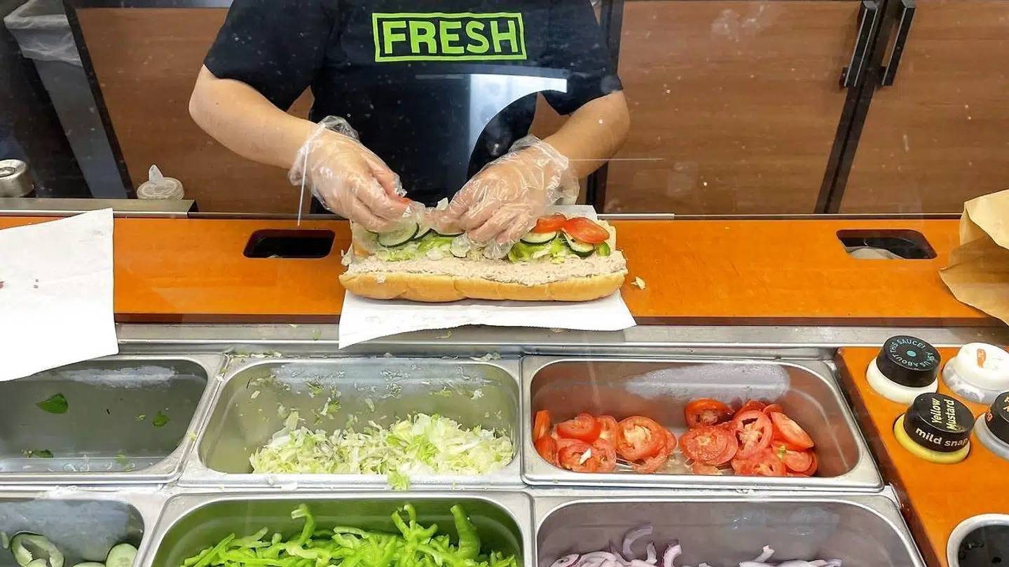 Subway afviser alle anklager om dårlig kvalitet af tun i deres sandwich.