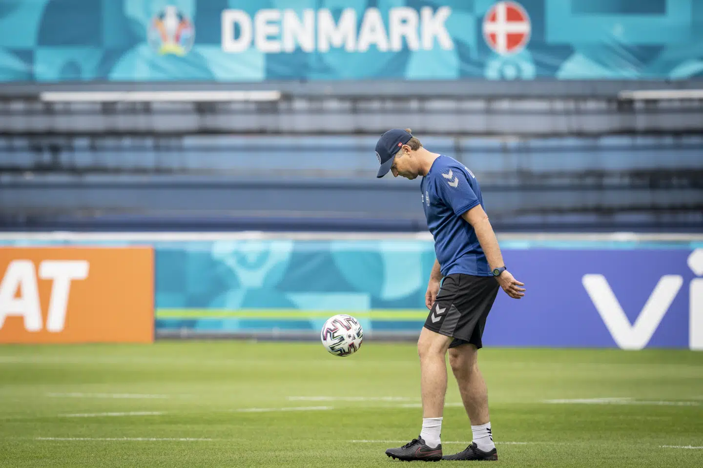 Kasper Hjulmand er optimistisk inden Danmarks afgørende gruppekamp mod Rusland. Mads Claus Rasmussen/Ritzau Scanpix