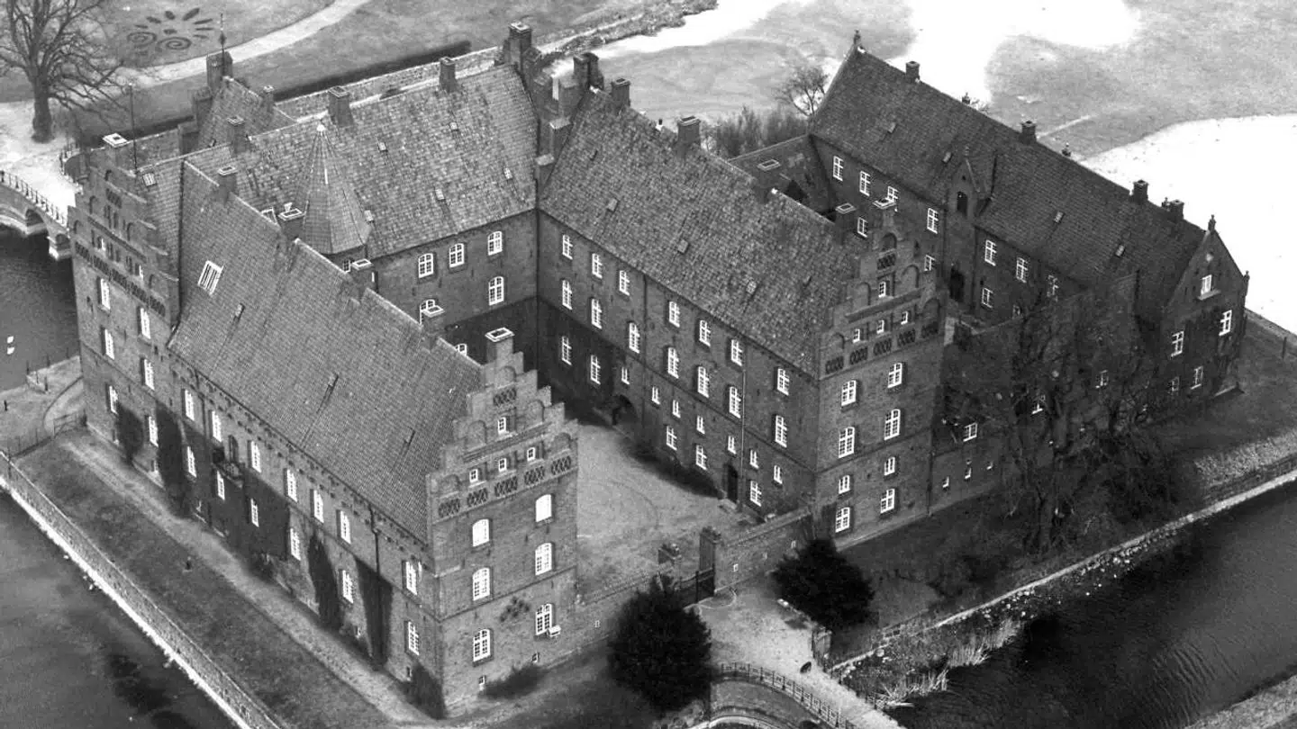 Gisselfeld Kloster har i 60 år været rammen om en familieballade.