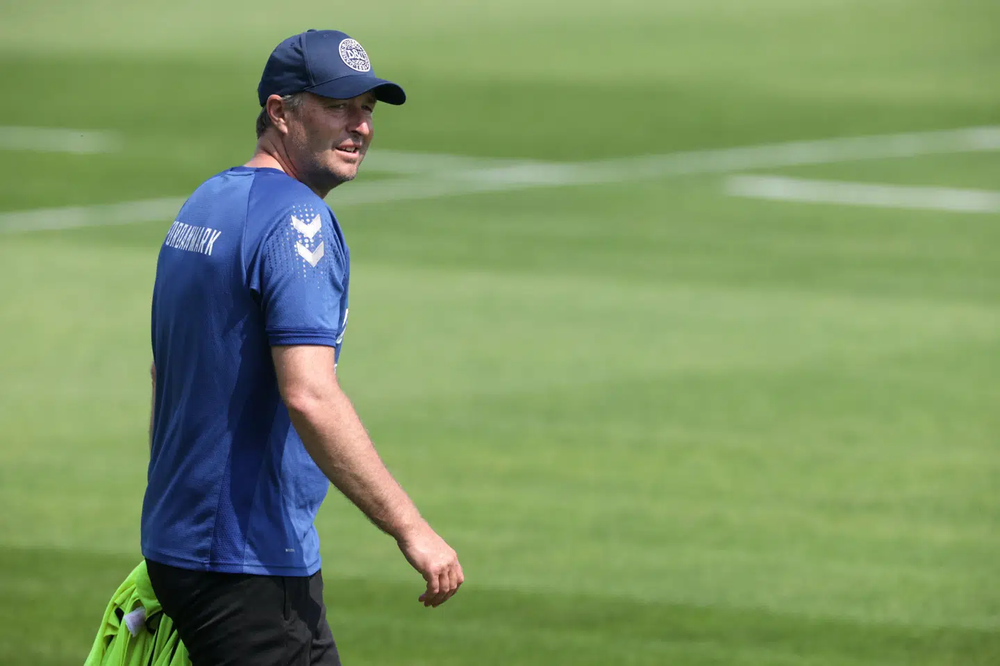 Landstræner Kasper Hjulmand forventer en besværlig modstander, når opgaven mandag aften hedder Rusland i den sidste gruppekamp ved fodbold-EM. Hannah Mckay/Reuters