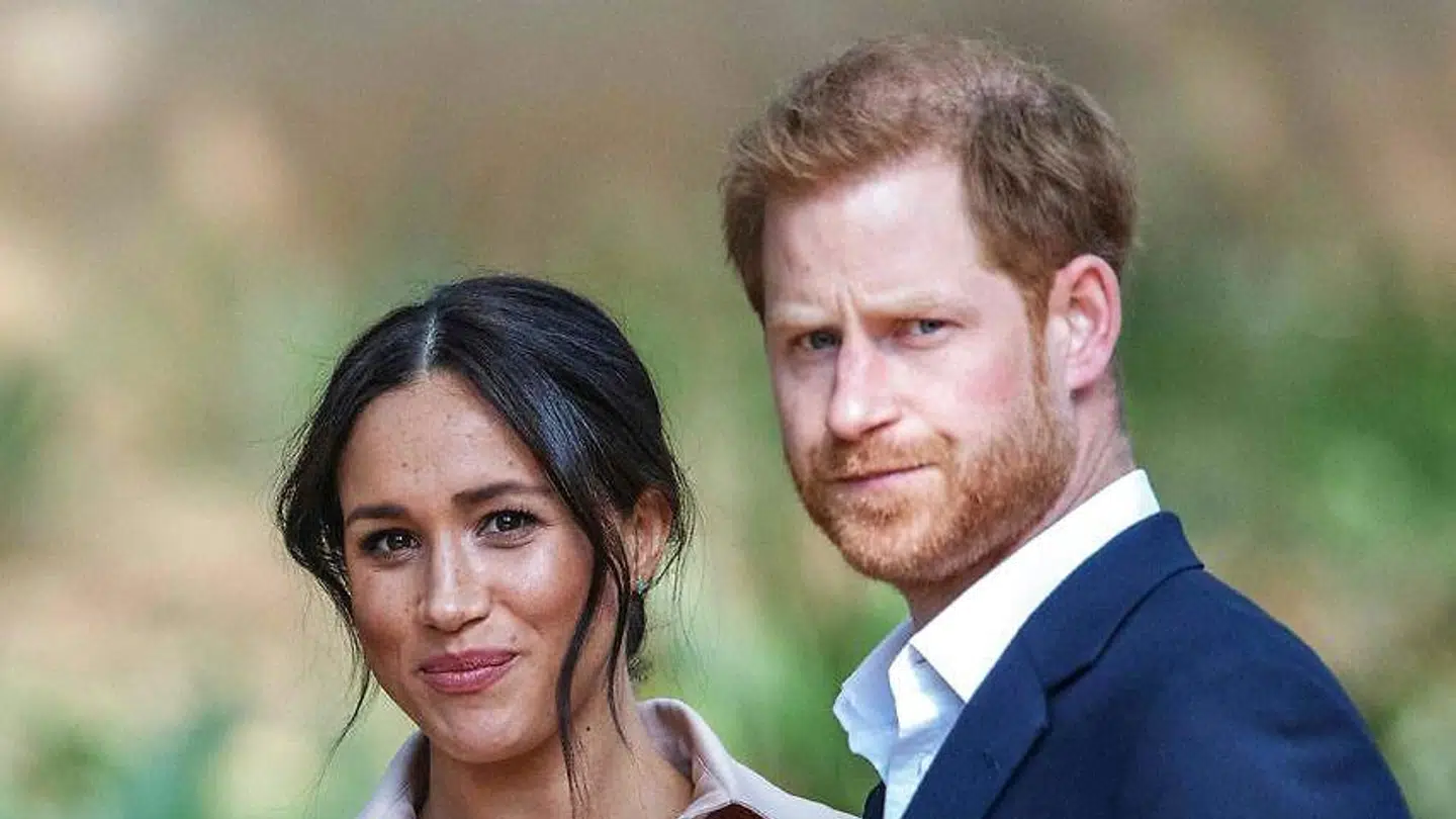 Harry og Meghan har forladt det britiske kongehus, og det har ført til uro i familien.
