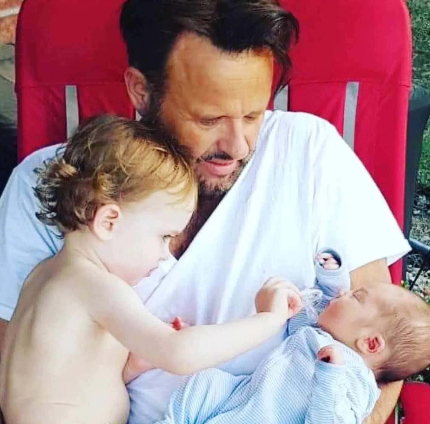 Dennis Knudsen nyder at være far til sønnerne Lucas og Noah.