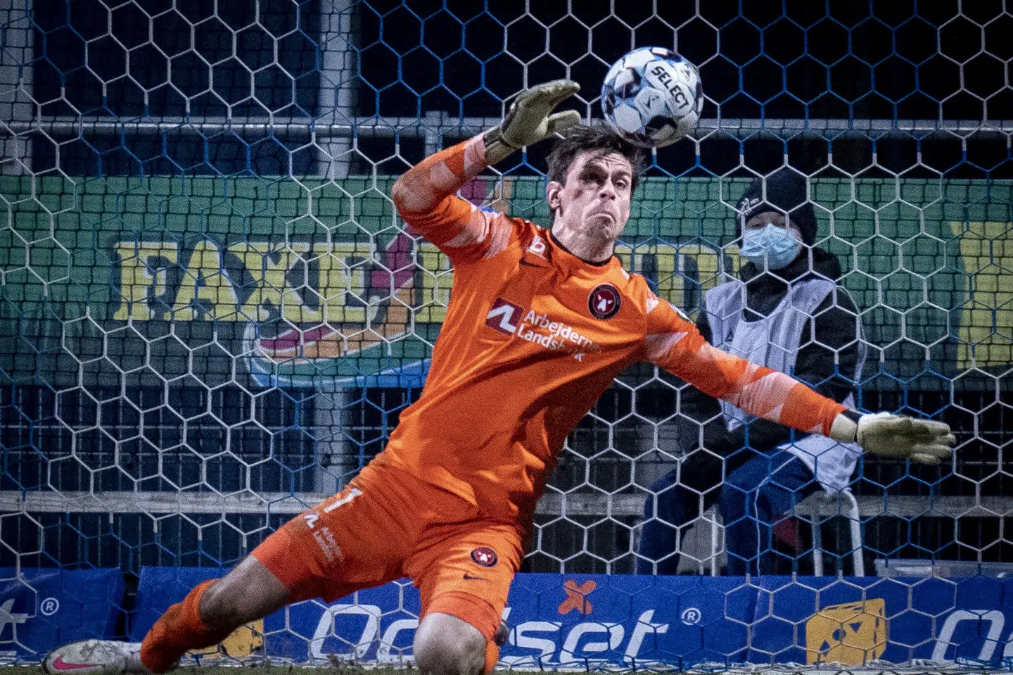 Jesper Hansen har fået en toårig kontrakt med AGF.