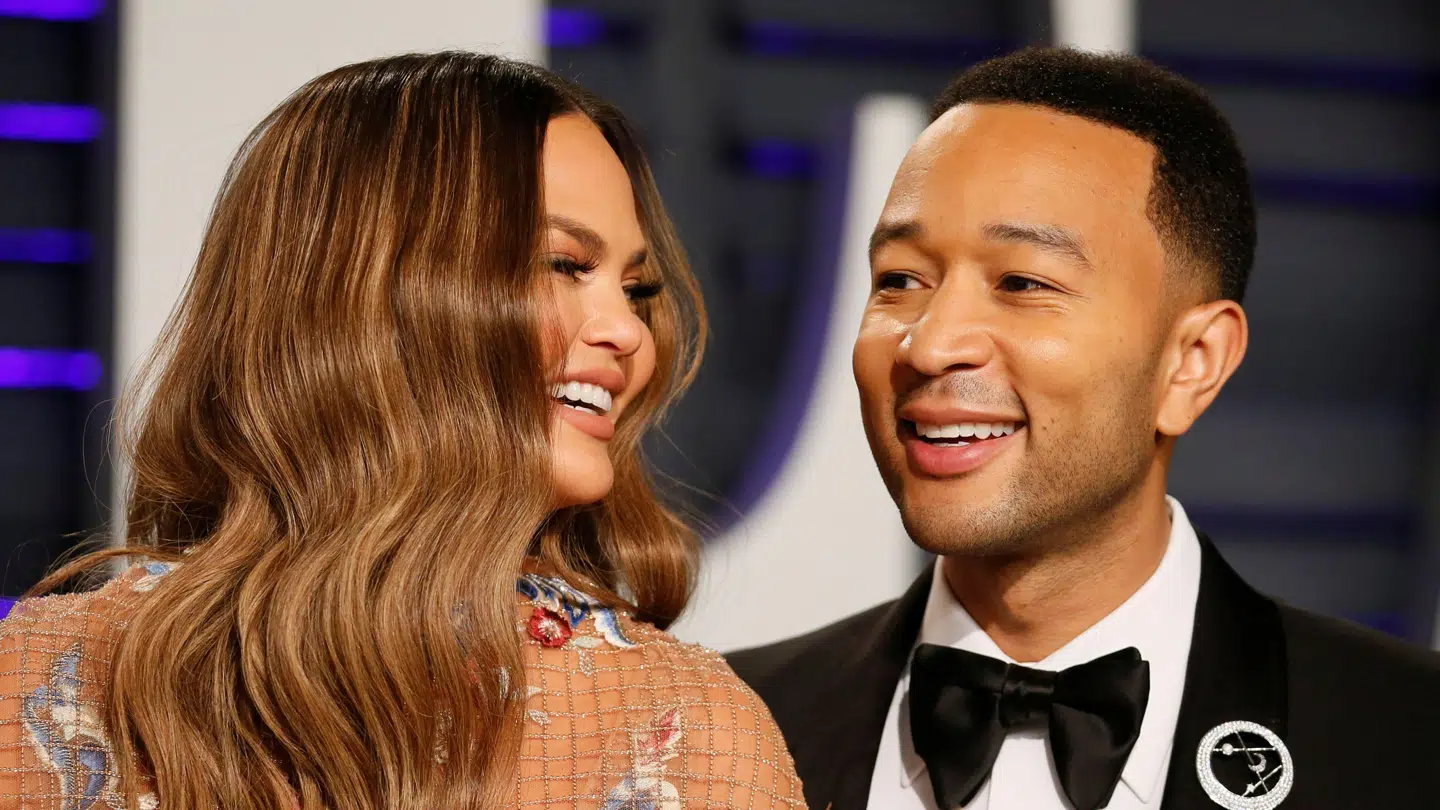Chrissy Teigen og hendes mand John Legend i 2019.