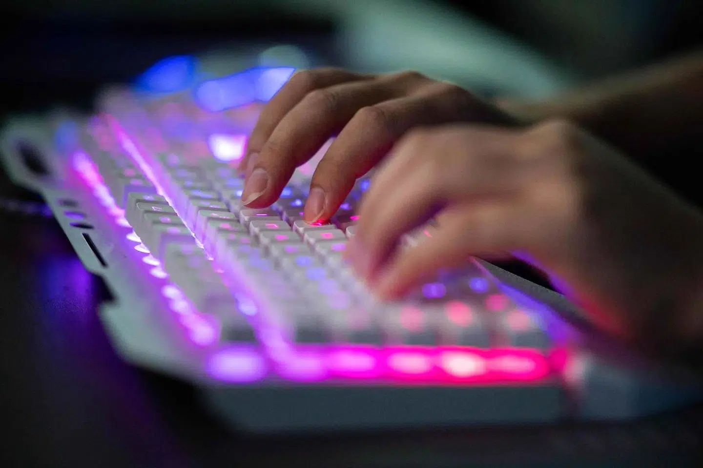 Anonyme hackere har låst 900 hotellers booking-system i Danmark, Sverige, Norge og Irland og har krævet en løsesum for at udlevere koderne til at dekryptere hackingen.