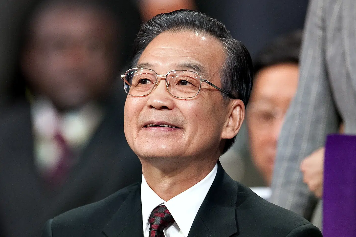 Under klimakonferencen COP 15 i København i 2009 undgik Wen Jiabao, Kinas premierminister, at se tilhængere af bevægelsen Falun Gong. Politiet afspærrede den vej, som tilhængerne havde fået anvist. I stedet kørte kortegen ad en anden rute.