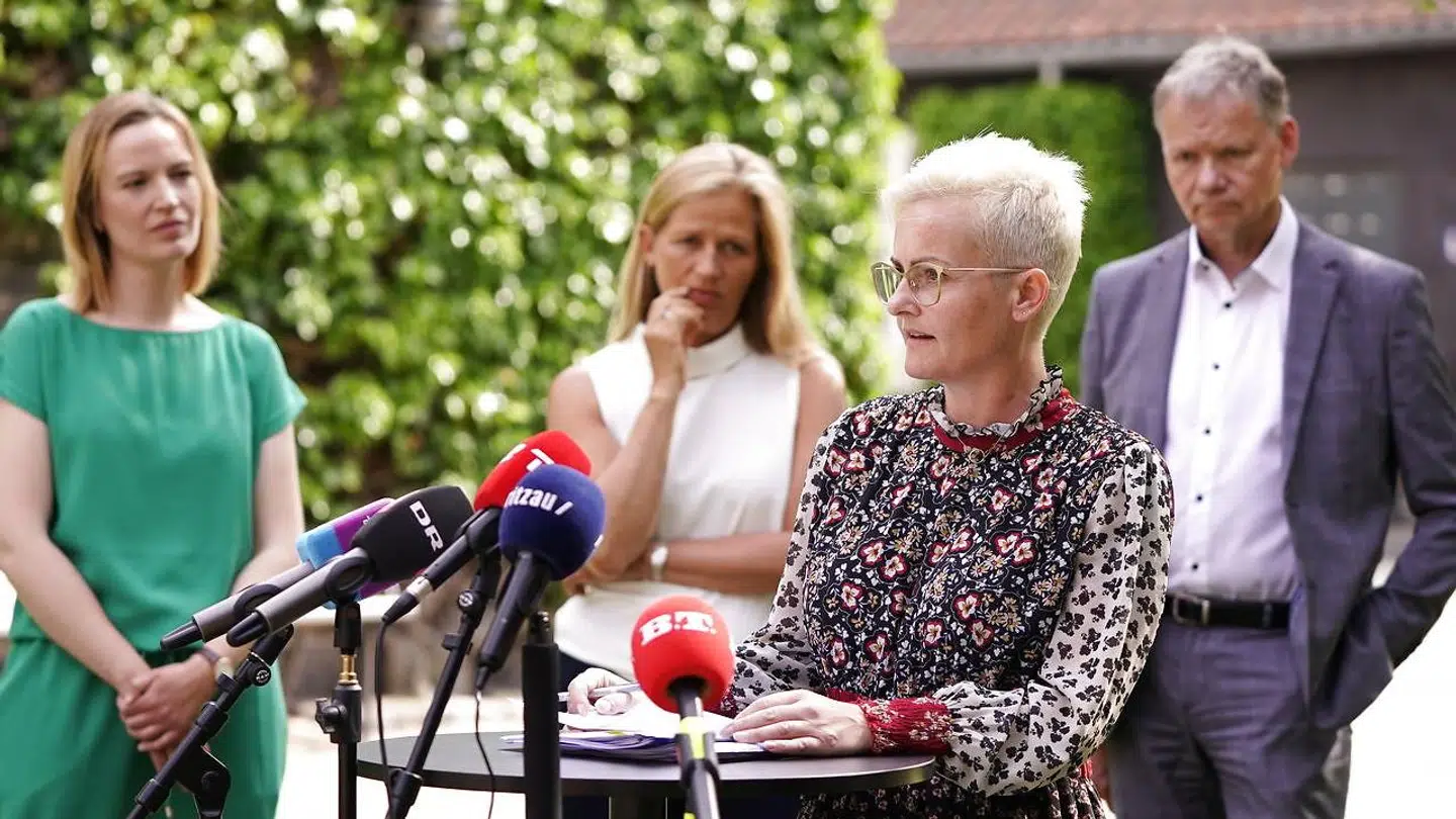 Børne- og undervisningsminister Pernille Rosenkrantz-Theil og repræsentanter for aftalepartierne holder doorstep om aftale om ny model for elevfordeling på de gymnasiale uddannelser i København torsdag den 10. juni 2021