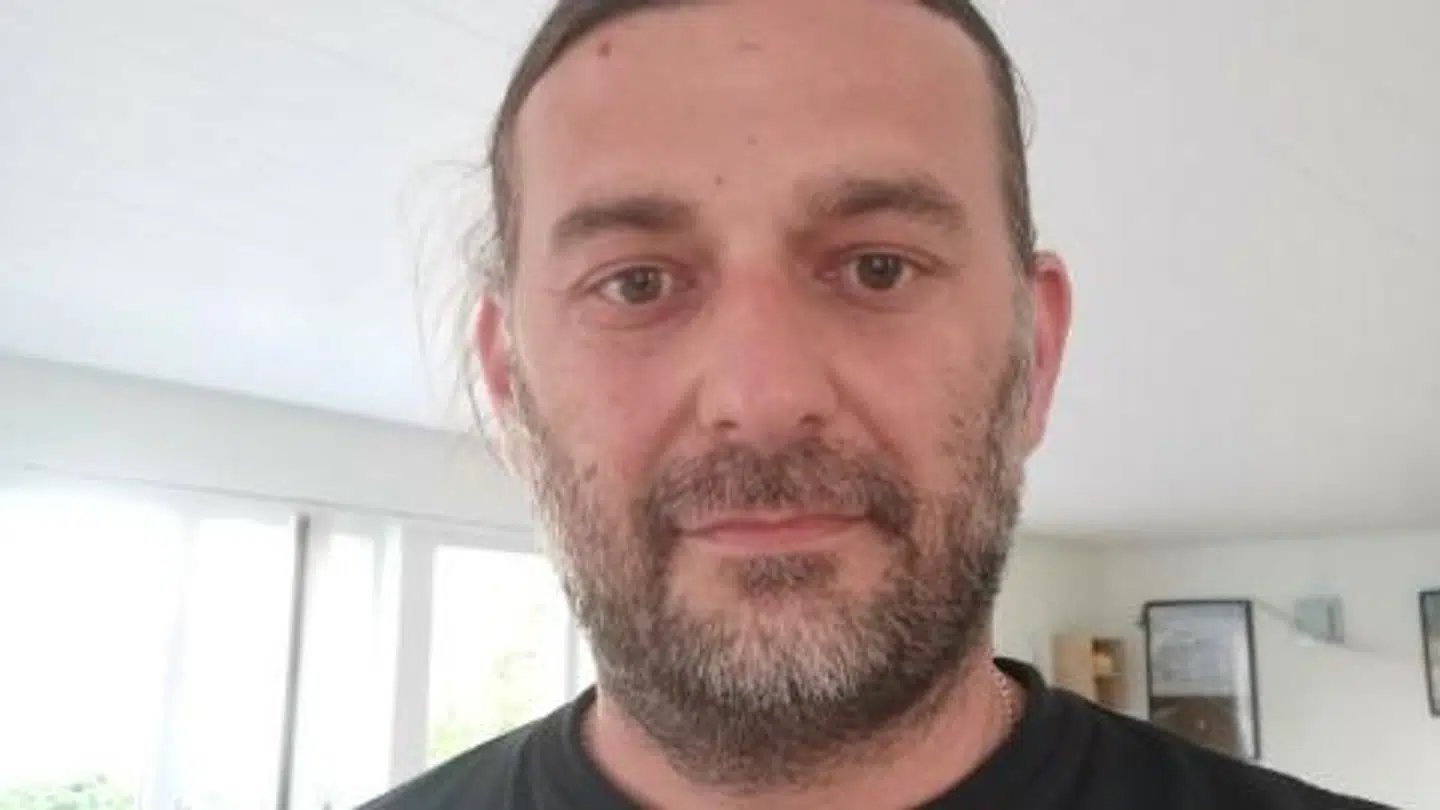 Fikret Kadics datter stod pludselig og kiggede på en indbrudstyv i deres hjem