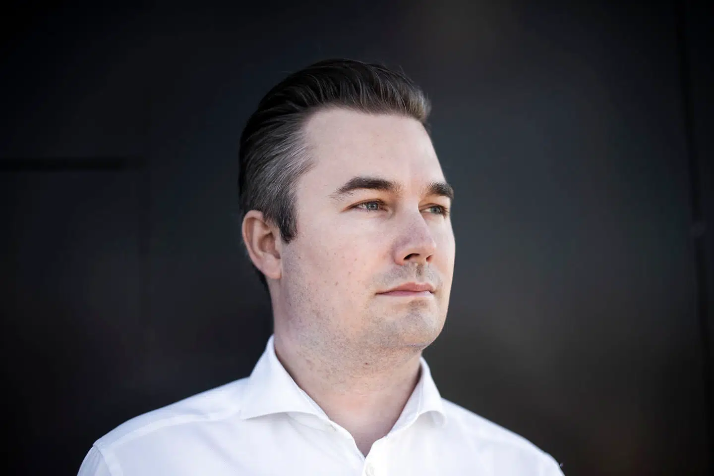 Salgchef i Power Simon Frølich.