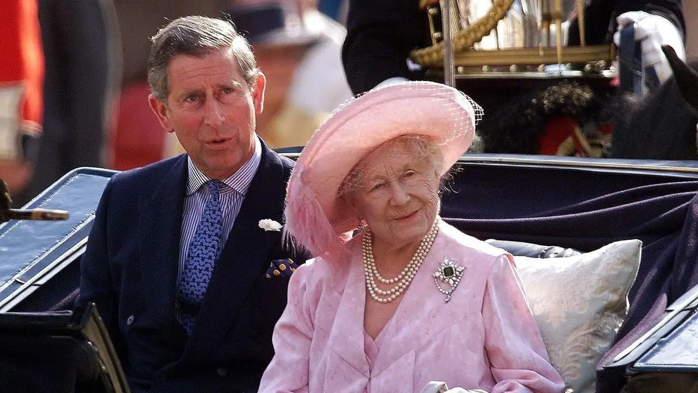 Prins Charles havde et meget nært forhold til sin mormor, dronningemoderen.