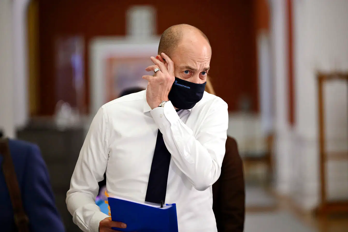 Sundhedsminister Magnus Heunicke (S) ankommer til åbent samråd om vaccinationsprogrammet og corona-relaterede udgifter, på Christiansborg i København onsdag den 9. juni 2021.. (Foto: Philip Davali/Ritzau Scanpix)