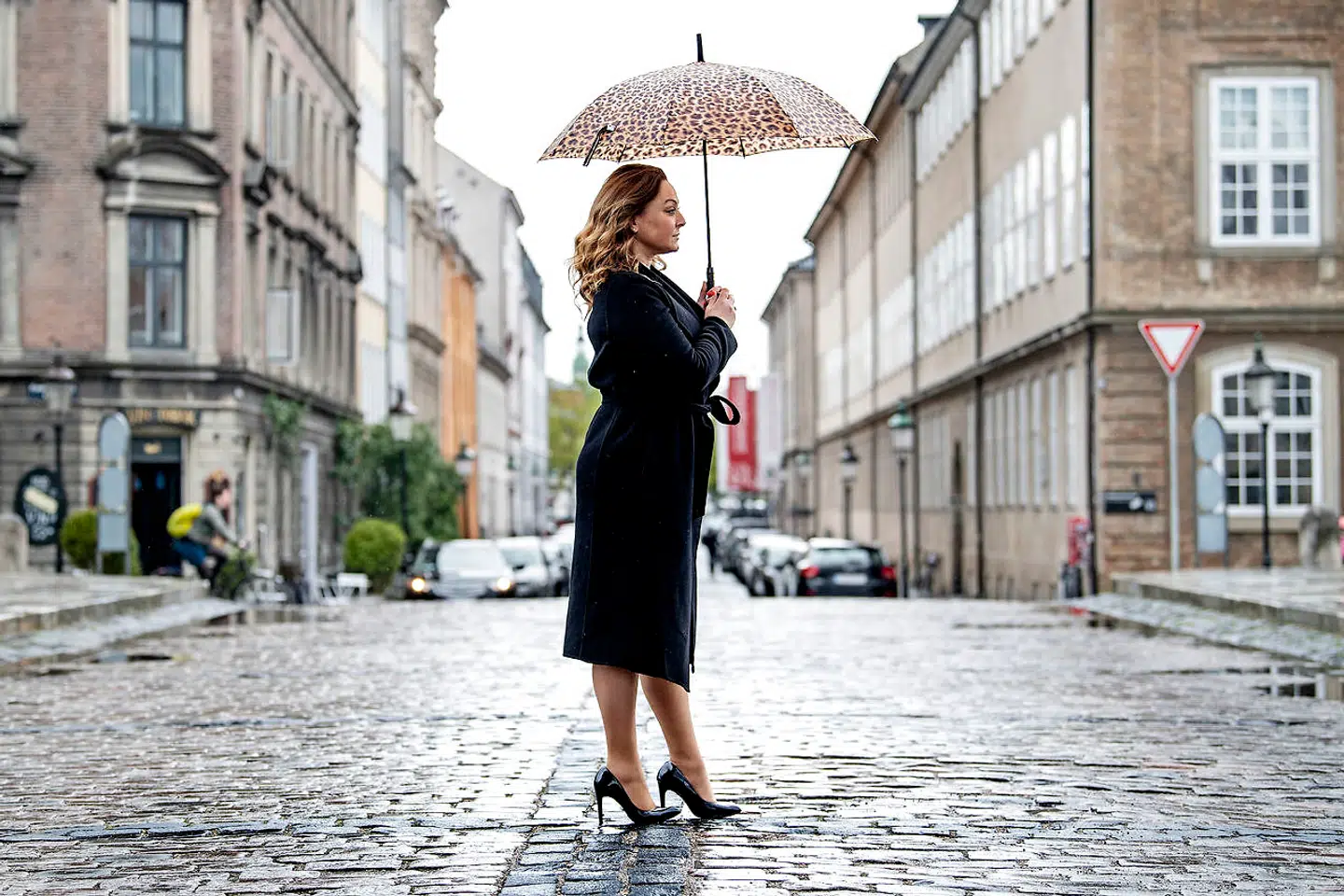 Stéphanie Surrugue er opdraget til altid at gøre sig umage med sit udseende. Selv kalder hun det 'sin franske side'.