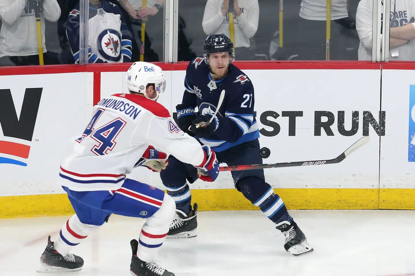 Nikolaj Ehlers (th) og Winnipeg Jets kunne ikke stille meget op i slutspilsserien mod Montreal Canadiens. (Arkivfoto) Jason Halstead/Ritzau Scanpix