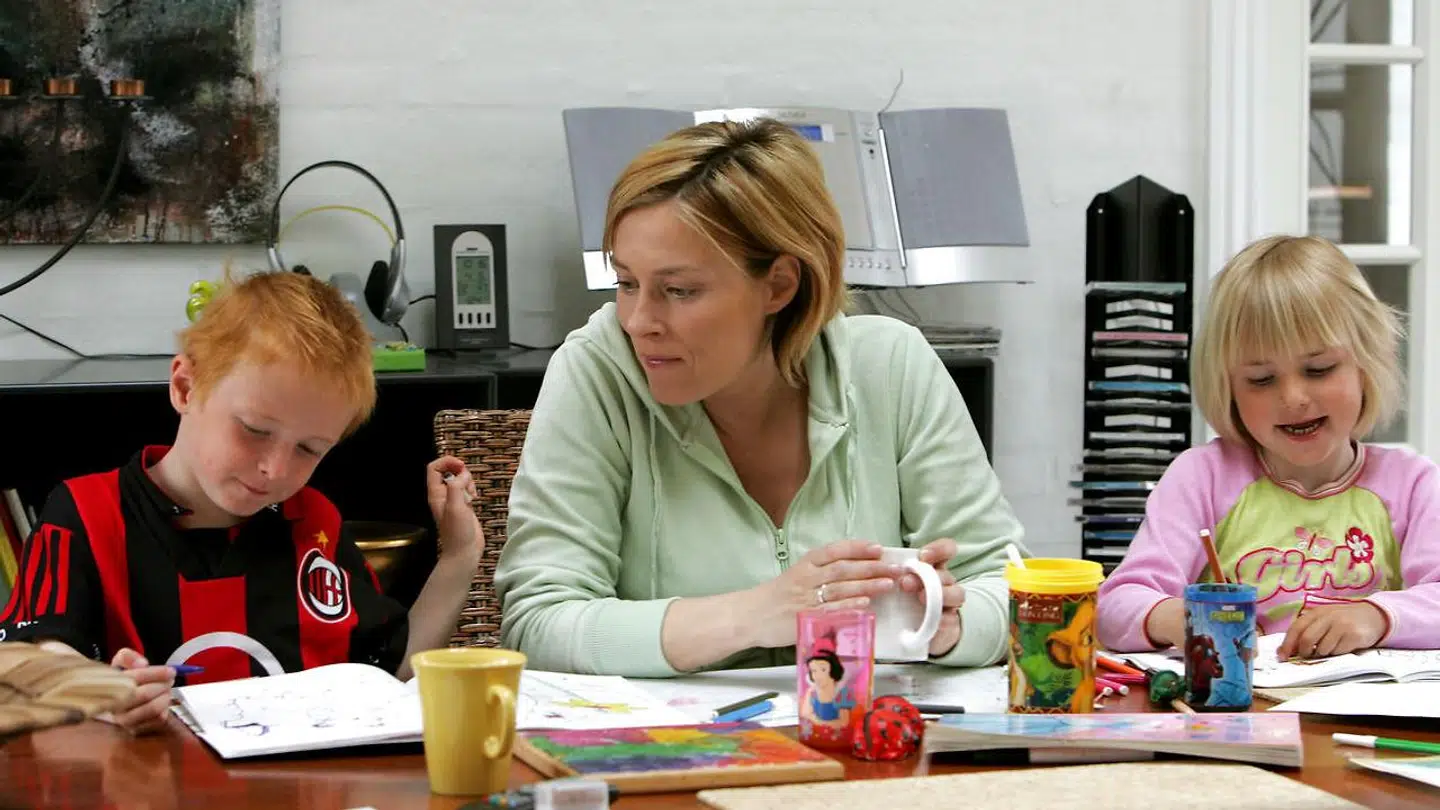 Anna Tranæs Didriksen med sine børn dengang de var små i hjemmet ved Vejle.