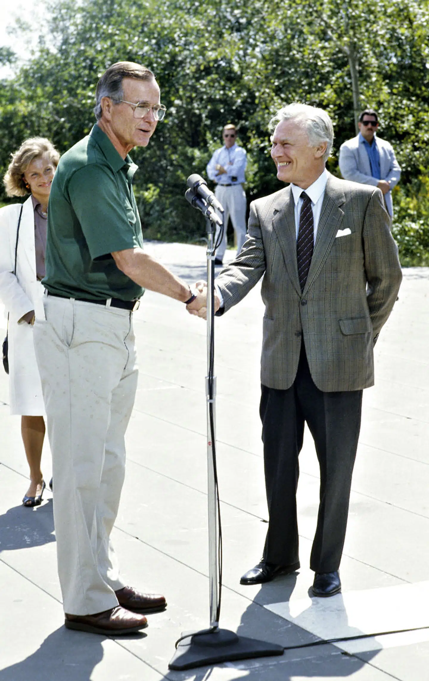 Poul Schlüter og Anne Marie Schlüter besøger George Bush i USA i 1989