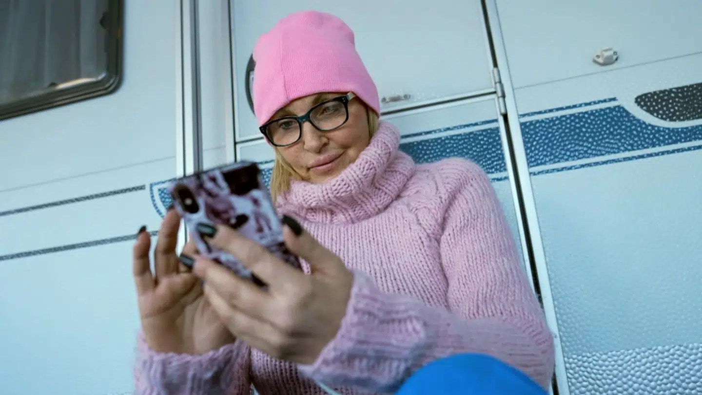 Linse Kessler har mødt sin nye fyr på Tinder.