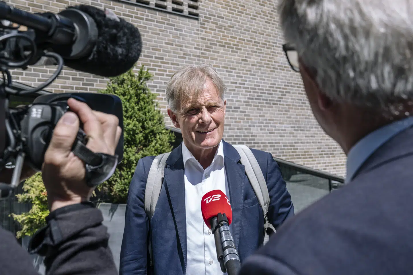 Friis Arne Petersen, der blev pensioneret i 2020 fra Udenrigsministeriet, ankommer til afhøring i Tibetkommissionen i Retten på Frederiksberg, torsdag 3. juni 2021. Tibetkommissionen fortsætter afhøringer i sagen om politiets håndtering af kinesiske besøg gennem årene. (Foto: Emil Helms/Ritzau Scanpix) Emil Helms/Ritzau Scanpix