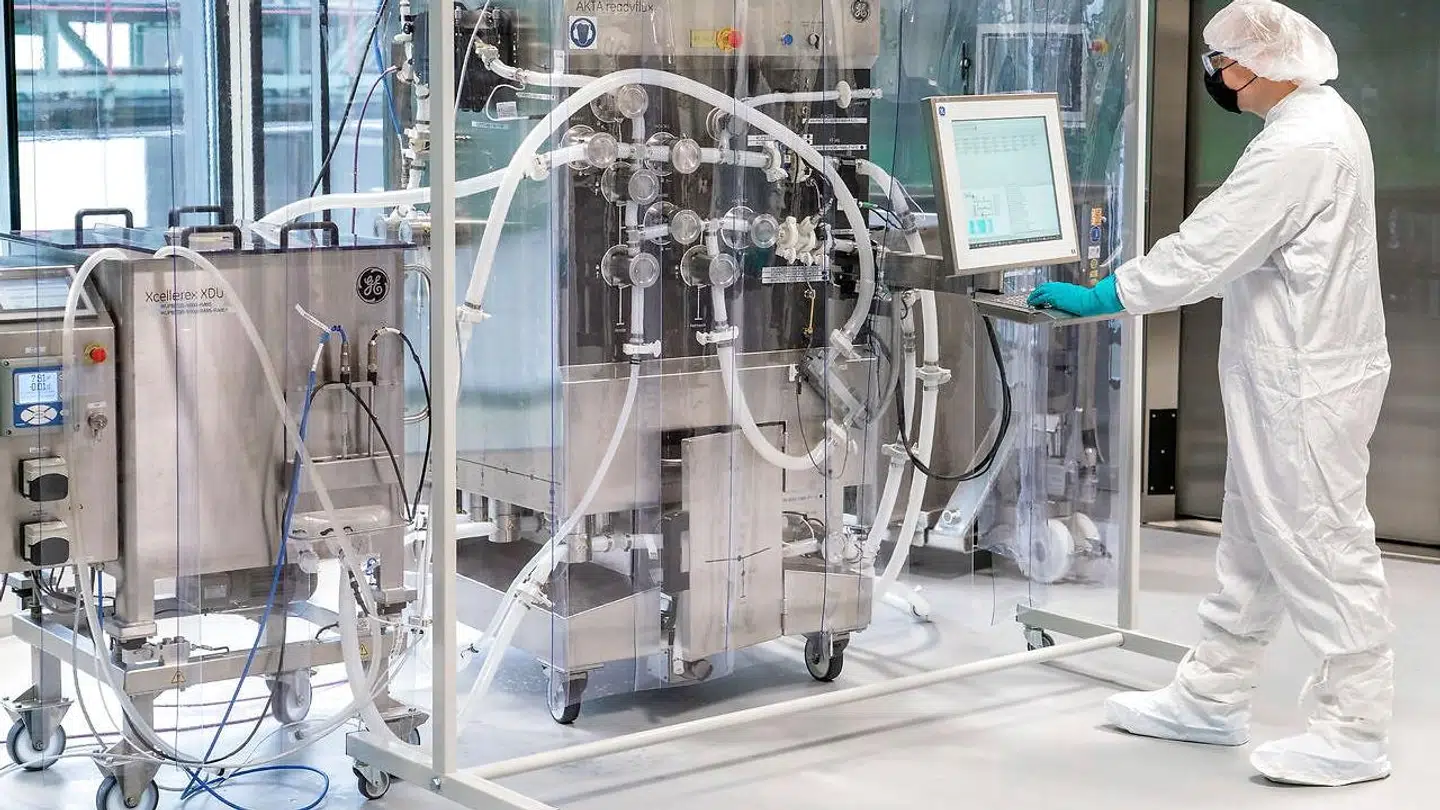 Produktion af CureVacs coronavaccine, der snart ventes at blive godkendt til brug i Europa, herunder Danmark. Vaccinen bygger ligeledes på mRNA-teknologi.