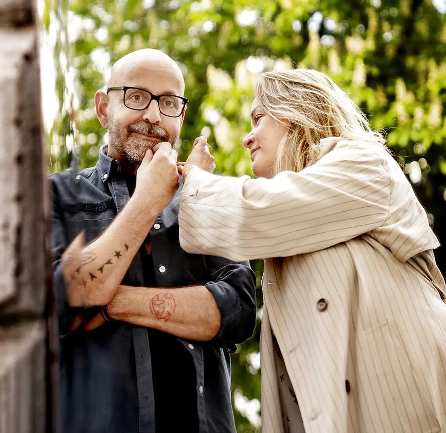 Flemming Møldrup og Julie Ralund er blevet skilt, men kan stadig tale sammen. Faktisk også skrive sammen, for de har skrevet en bog om at blive skilt og forblive gode venner.