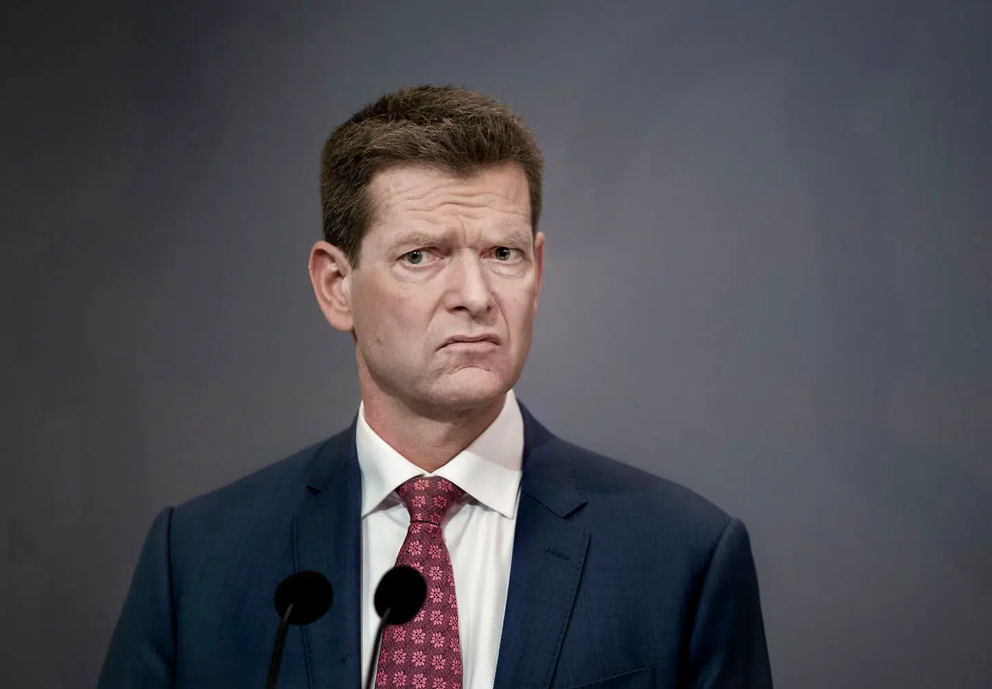Statsminister Mette Frederiksen, rigspolitichef Thorkild Fogde, direktør for organisation og borgerservice i Udenrigsministeriet Erik Brøgger Rasmussen, direktør i Sundhedsstyrelsen Søren Brostrøm og direktør i Erhvervsstyrelsen Katrine Winding orienterer om situationen vedrørende COVID-19 og nye tiltag for at inddæmme smitte i Danmark på et pressemøde i Spejlsalen i Statsministeriet fredag den 6. marts 2020.