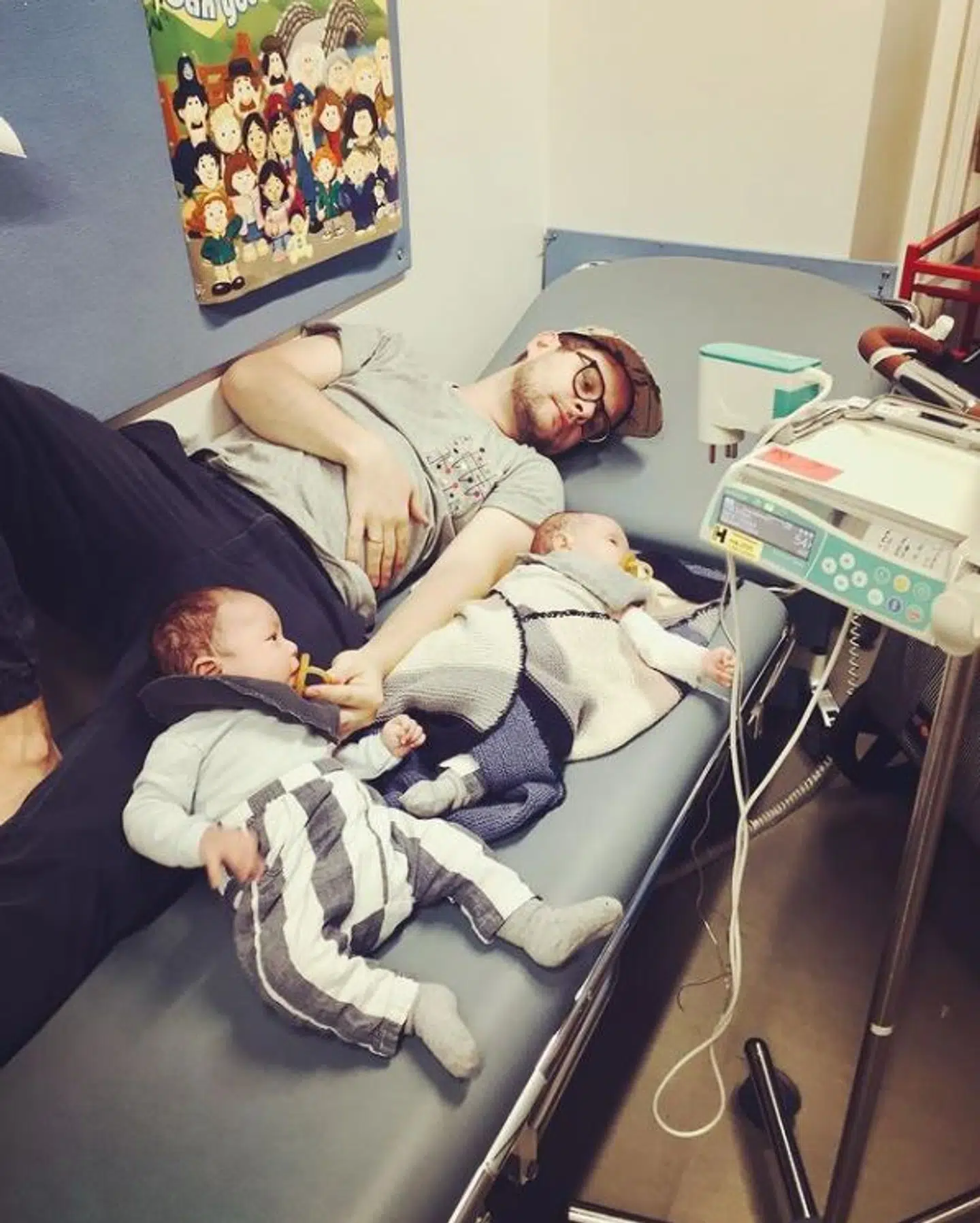 Da Java var fire uger gammel, blev hun indlagt med meningitis.