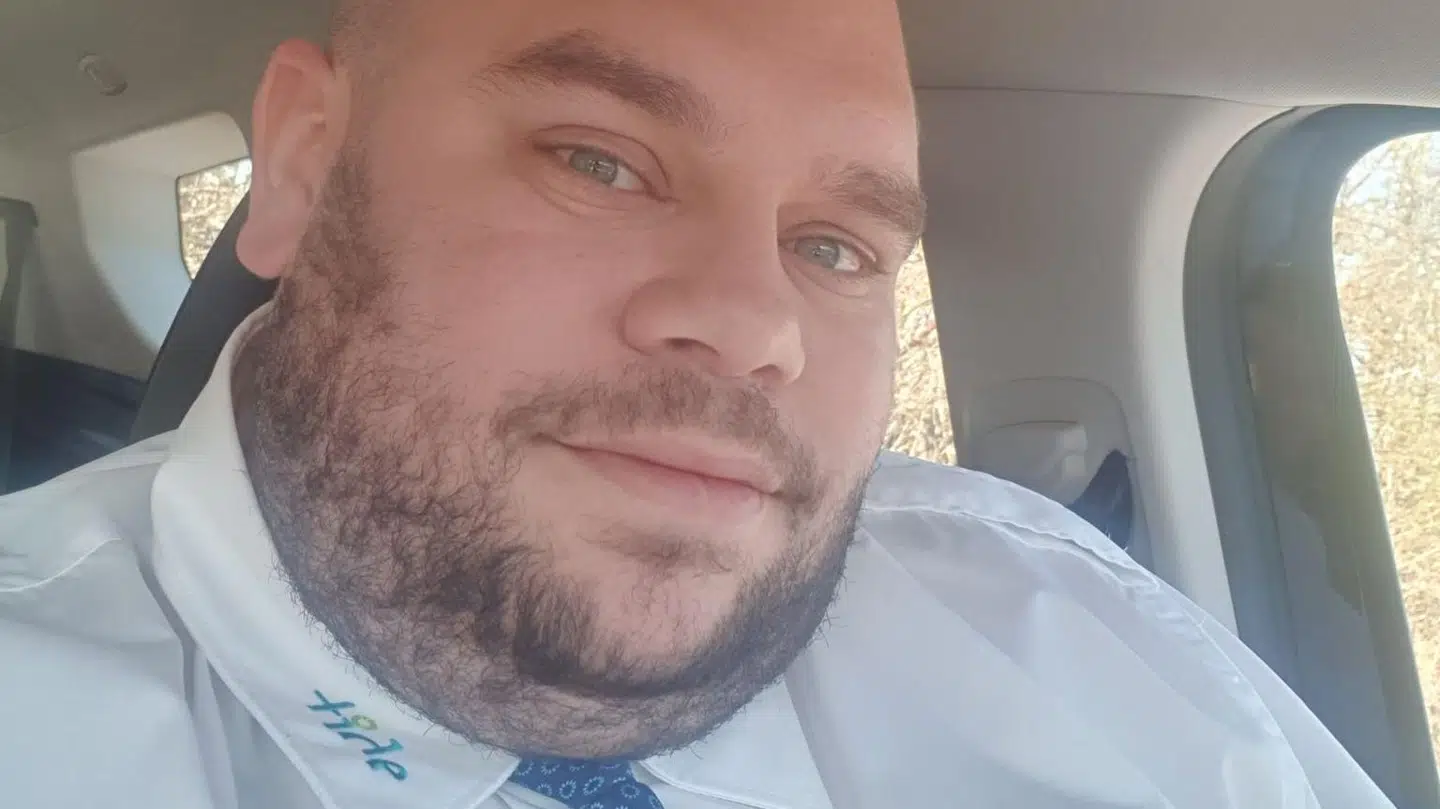 Michael så næsten ikke sin familie, da han arbejdede som lastbilchauffør.
