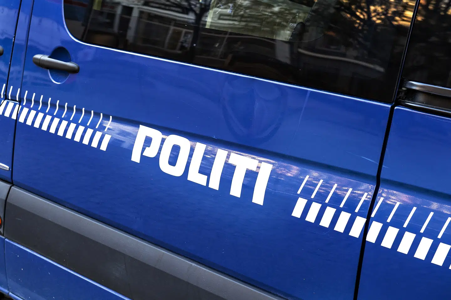 Det var i mange timer uvist, hvorfor politiet var til stede i Kongensgade i Esbjerg. Det viste sig dog at dreje sig om en legetøjspistol. (Arkivfoto) Henning Bagger/Ritzau Scanpix