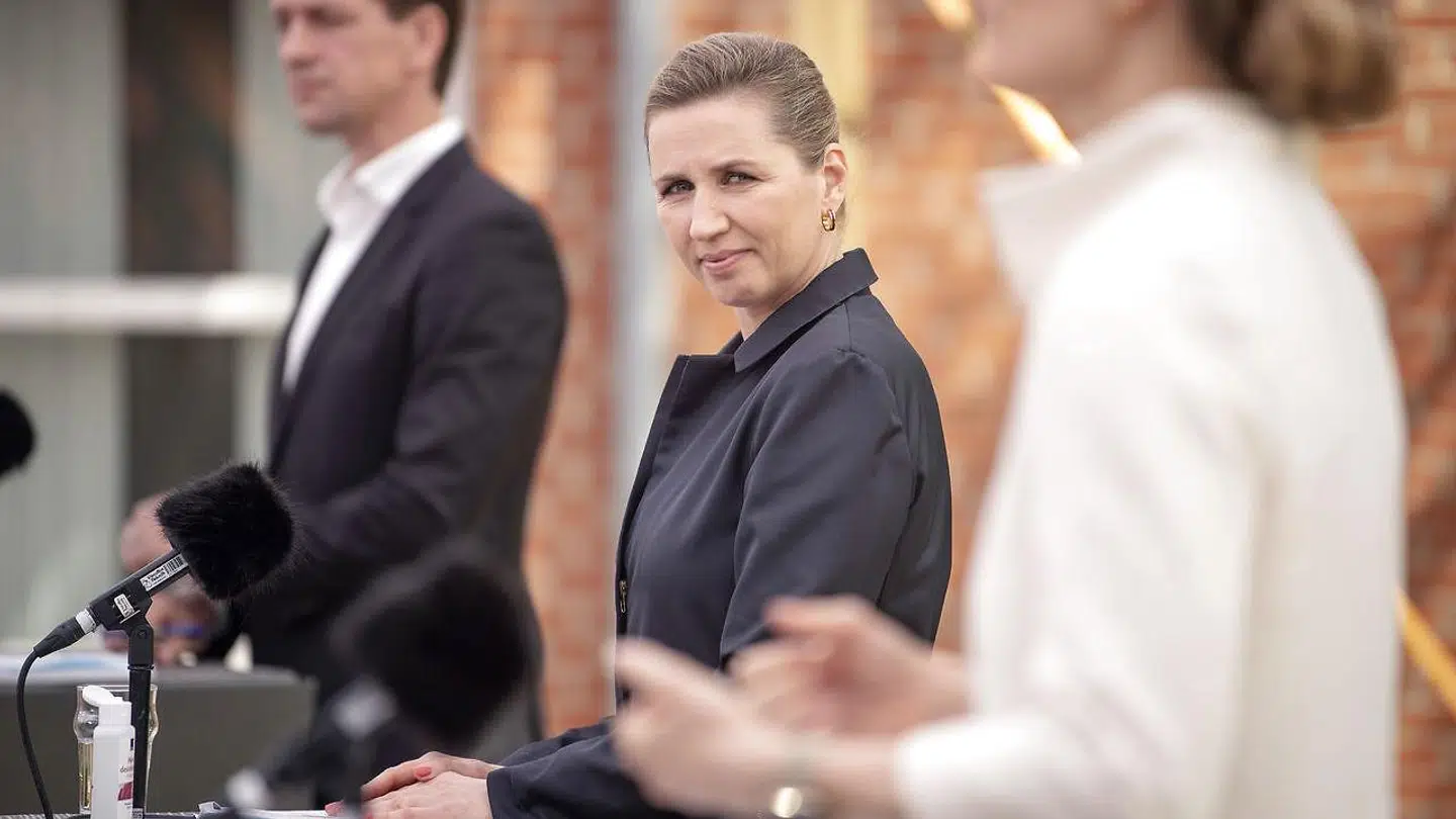 Statsminister Mette Frederiksen, uddannelses- og forskningsminister Ane Halsboe-Jørgensen og indenrigs- og boligminister Kaare Dybvad Bek præsenterer regeringens udspil 'Tættere på - flere uddannelser og stærke lokalsamfund', på Aarhus Universitet Foulum torsdag den 27. maj 2021.