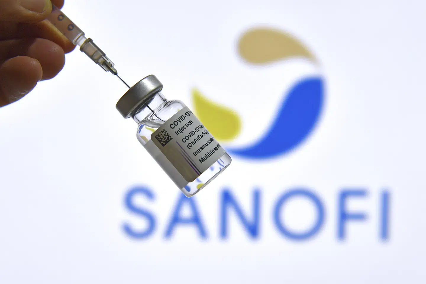 Hvis alt går efter planen, forventes Sanofi/GSK-vaccinen at kunne blive godkendt til brug i årets sidste kvartal. Frank Hoermann/Sven Simon/Ritzau Scanpix