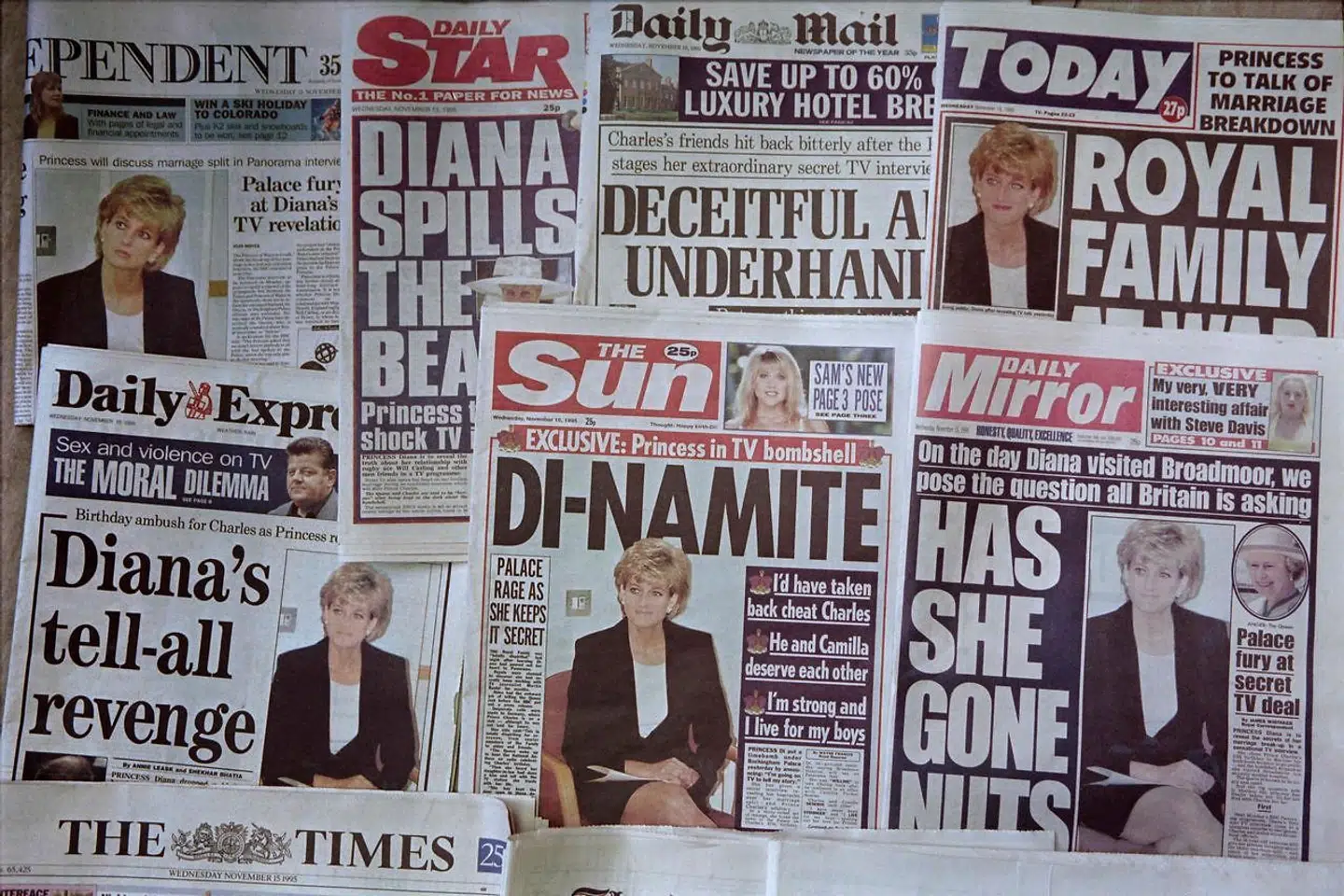 Sådan så forsiderne ud dagen efter, at prinsesse Diana havde talt ud til Martin Bashir.