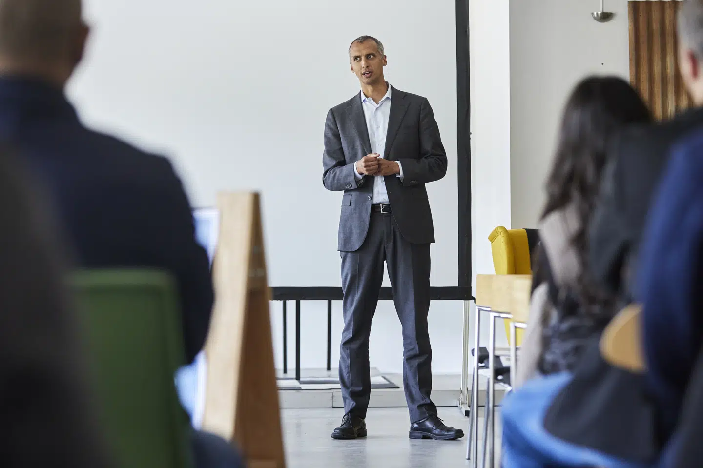 Udlændinge- og Integrationsminister, Mattias Tesfaye (S) formaner de andre partier om, at hvis de vil være med til at placere et udrejsecenter, så skal de også tage ansvar. (Arkivfoto) Mikkel Berg Pedersen/Ritzau Scanpix