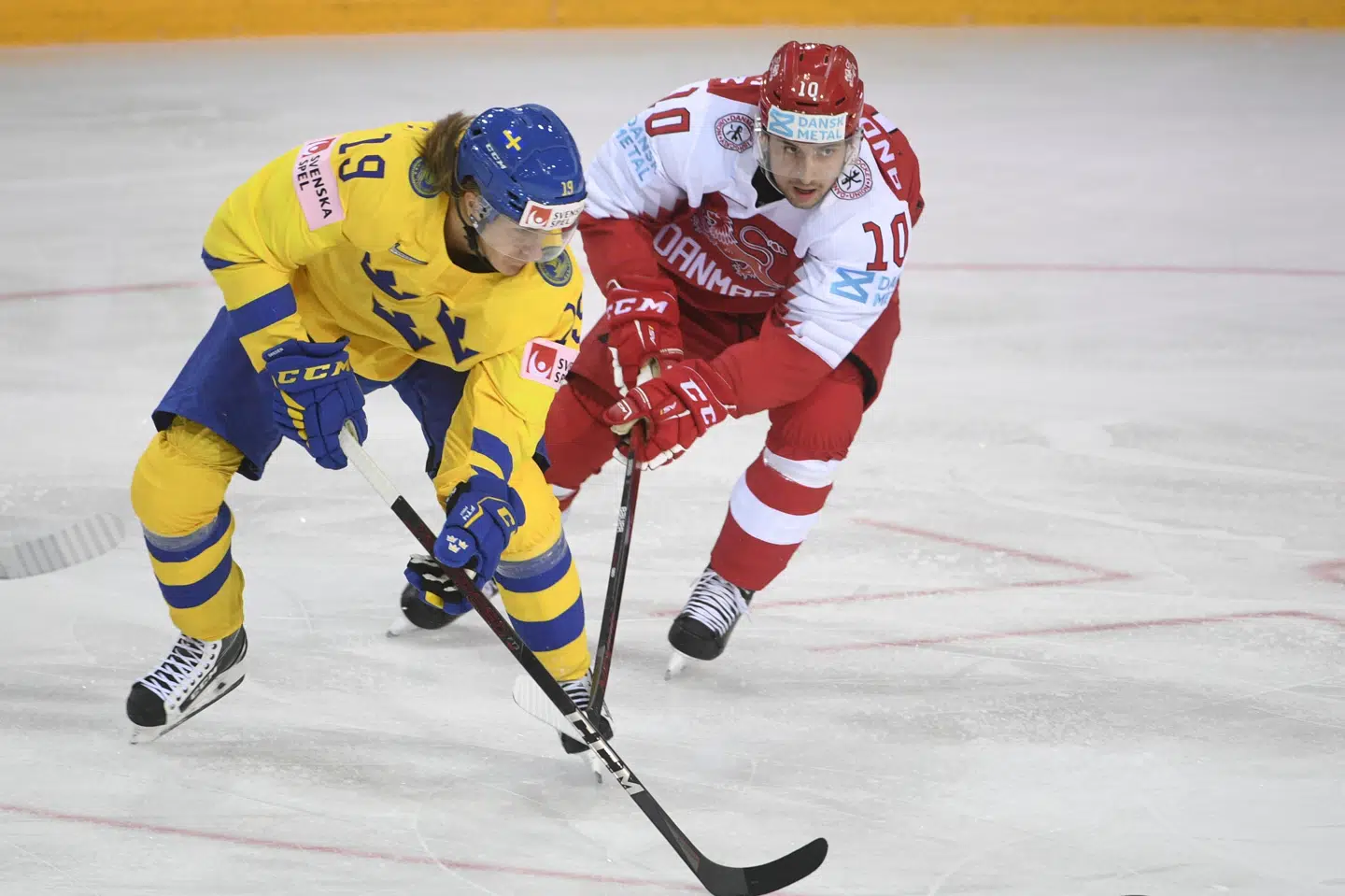 Niklas Andersen fik en mindeværdig VM-debut, da han var med til at besejre Sverige i lørdags. Oksana Dzadan/Ritzau Scanpix